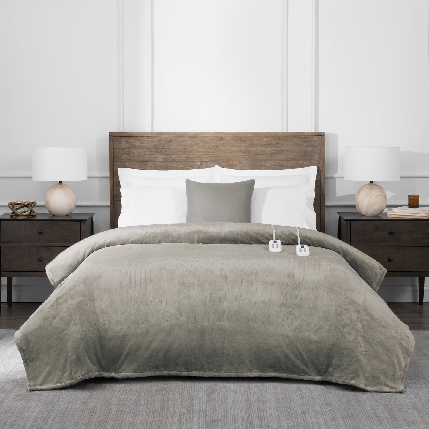 Brookstone Heated Soild Plush Blanket