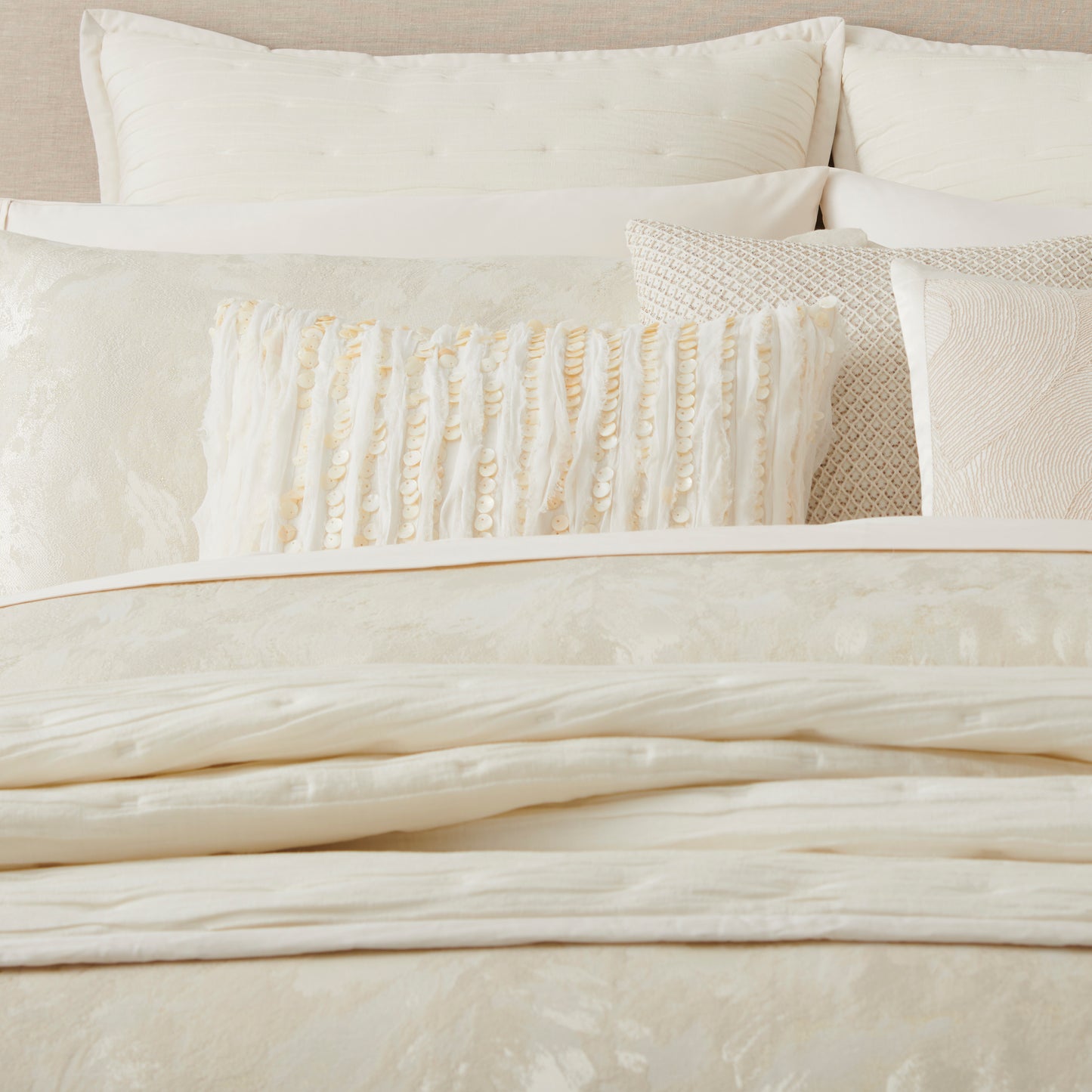 Donna Karan Home Flutter Decorative Pillow, 14" x 20"