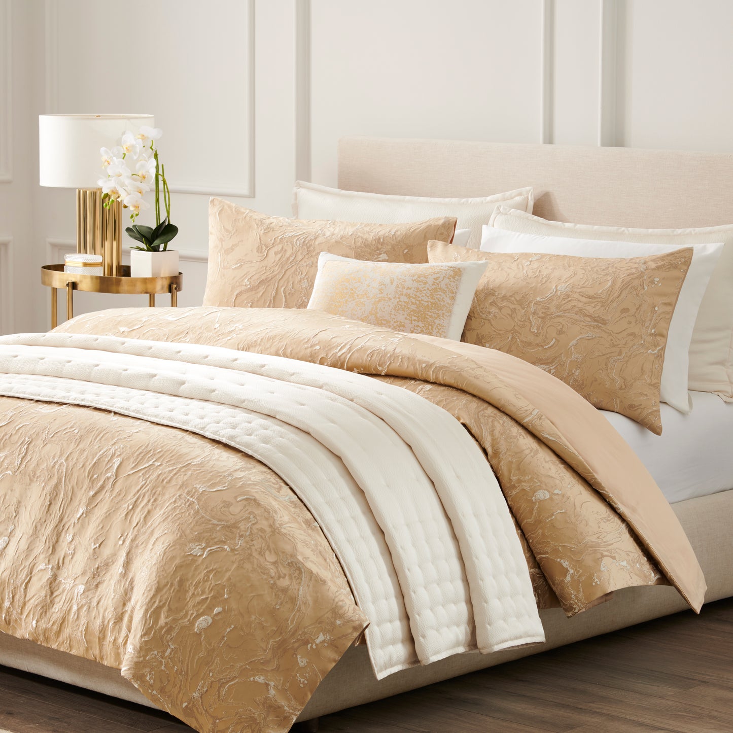 Donna Karan Home Liquid Marble Duvet Collection