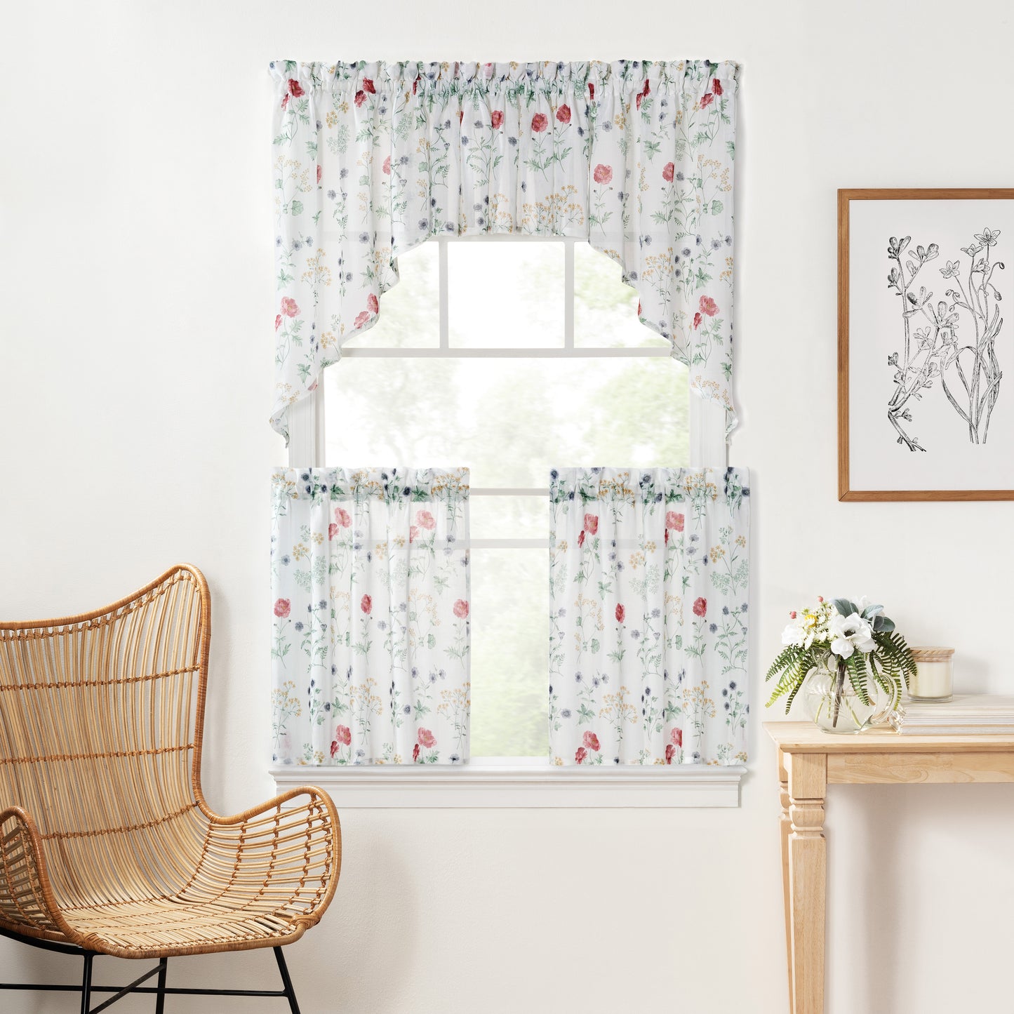 Martha Stewart Martha’s Garden Curtain Swag