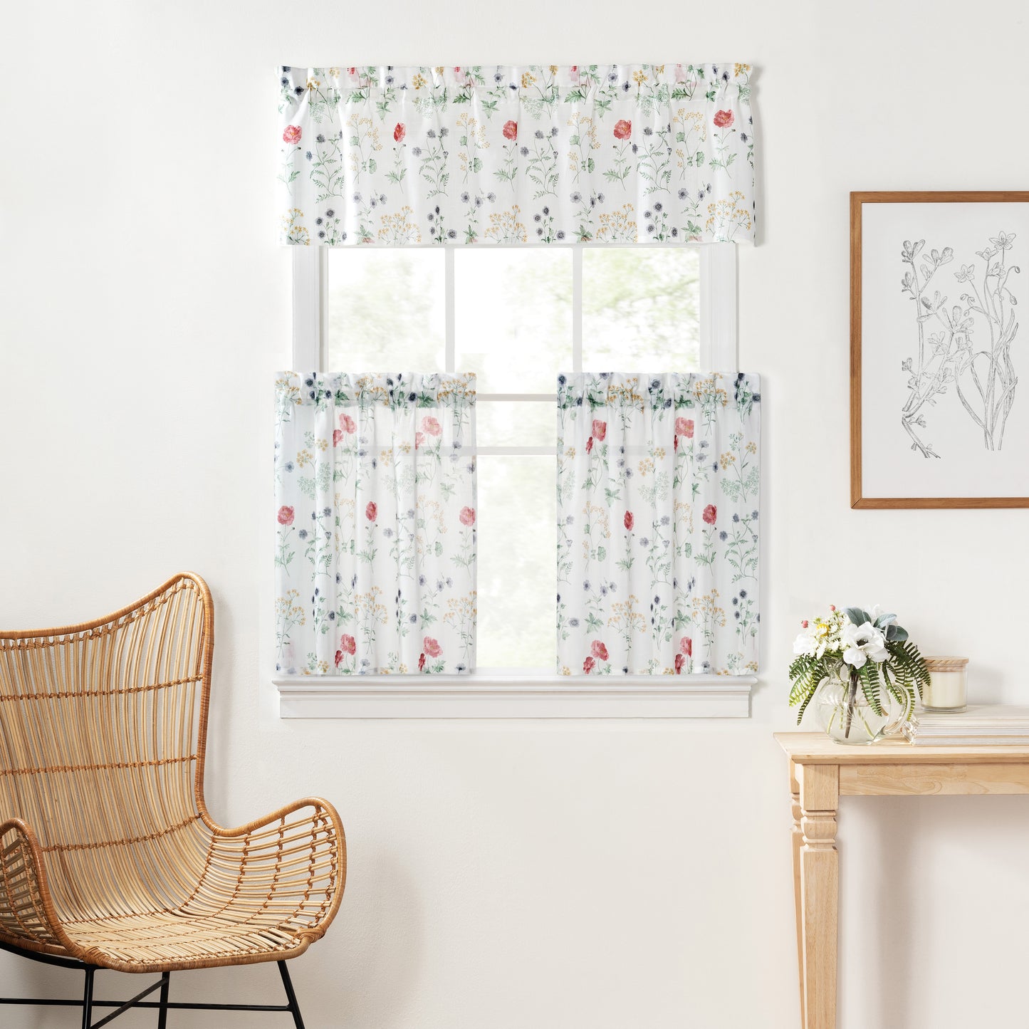 Martha Stewart Martha’s Garden Tailored Valance