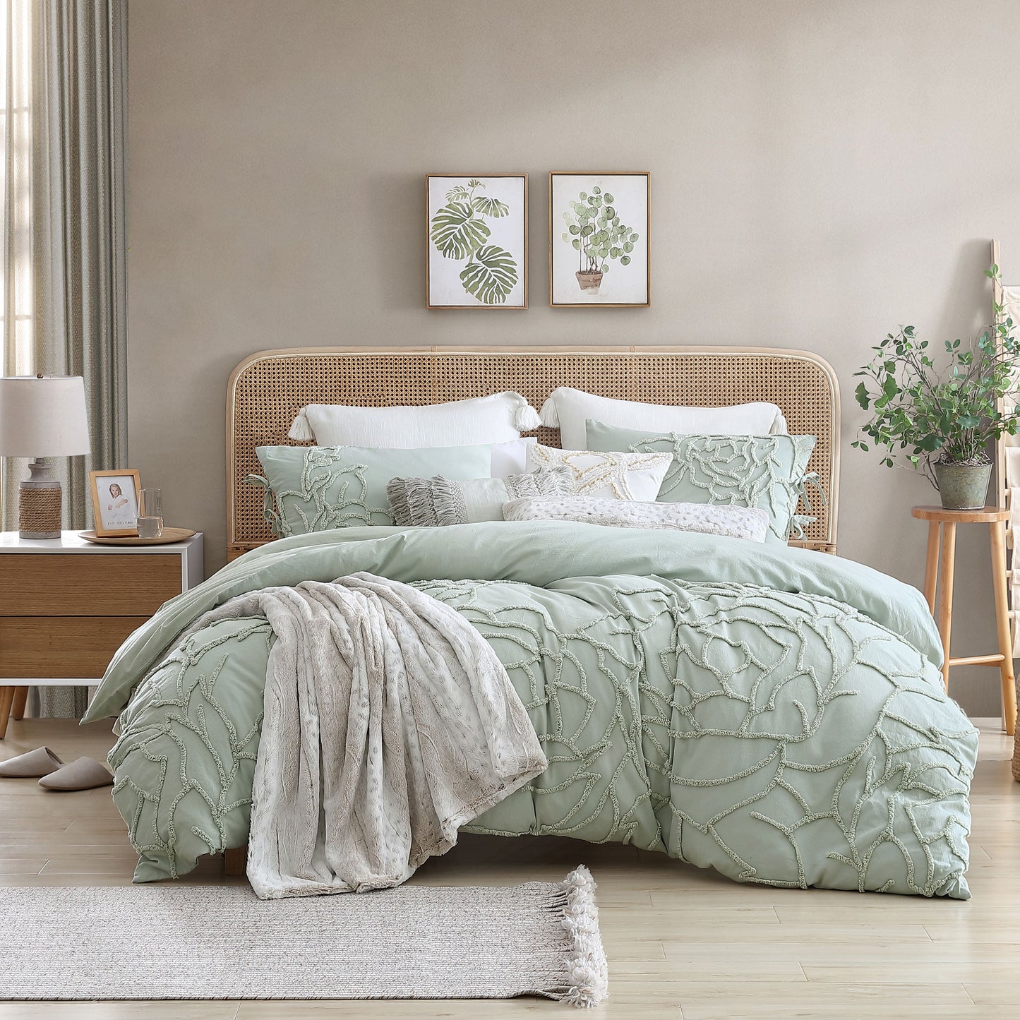 Peri Home Chenille Rose Duvet Set