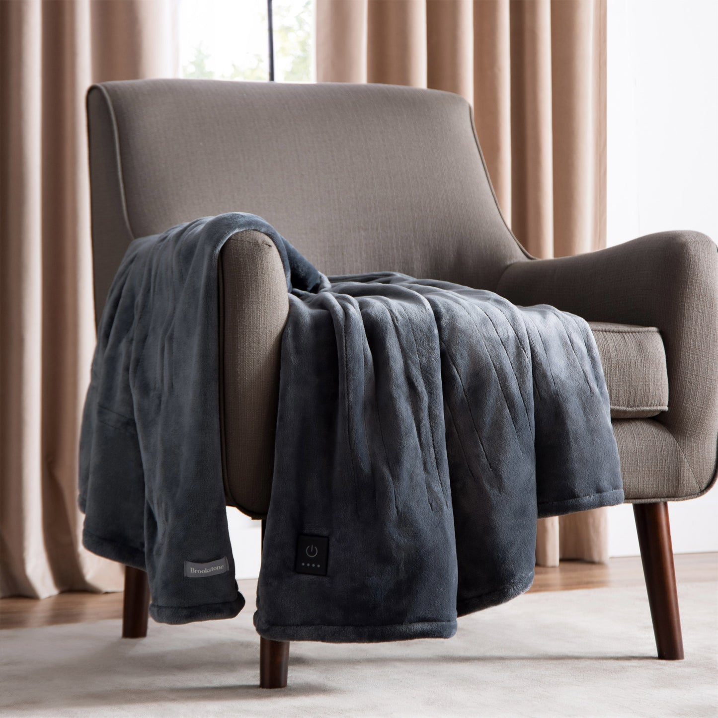 Brookstone Heated Faux Fur Throw