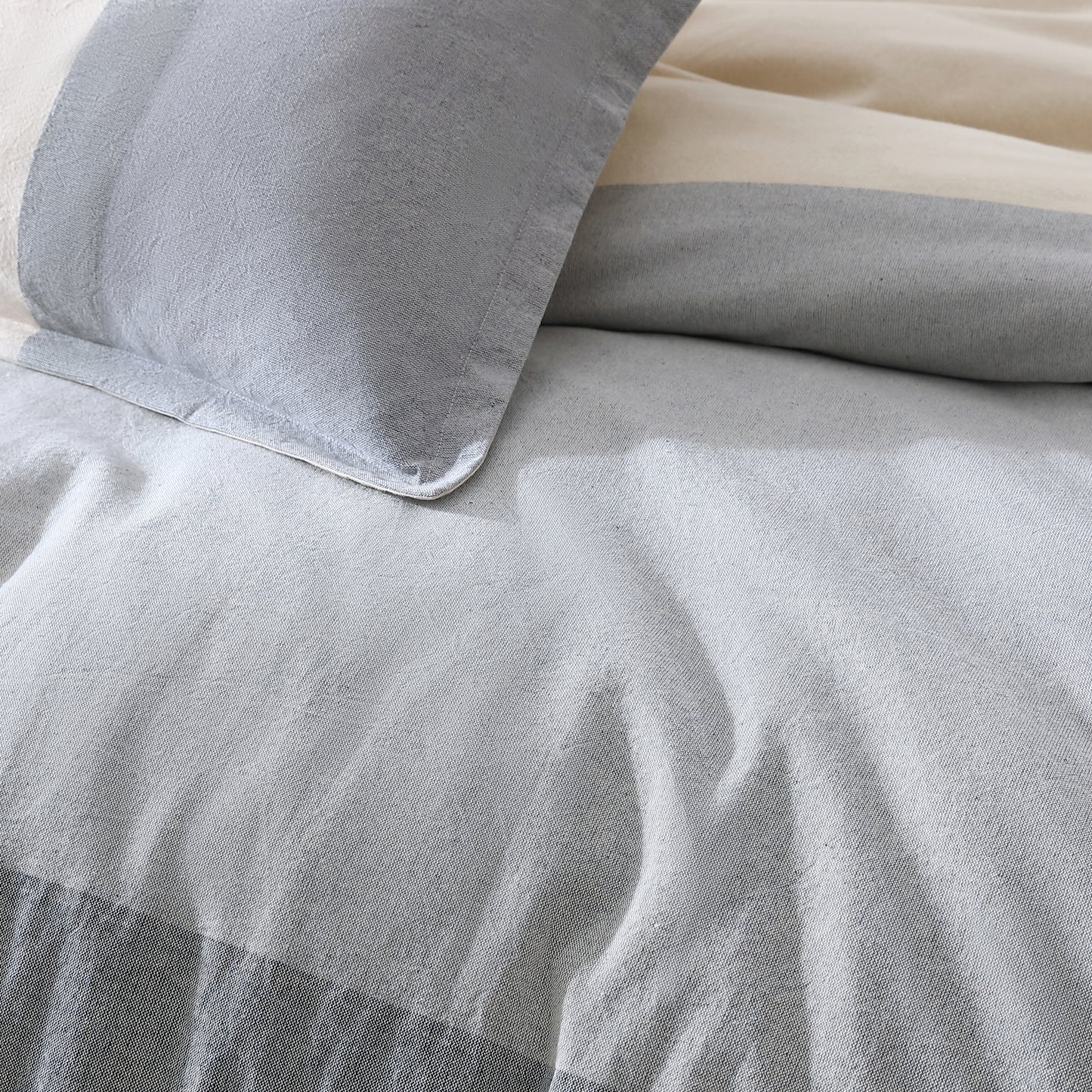 DKNY Pure Recycled Colorblock Duvet Set