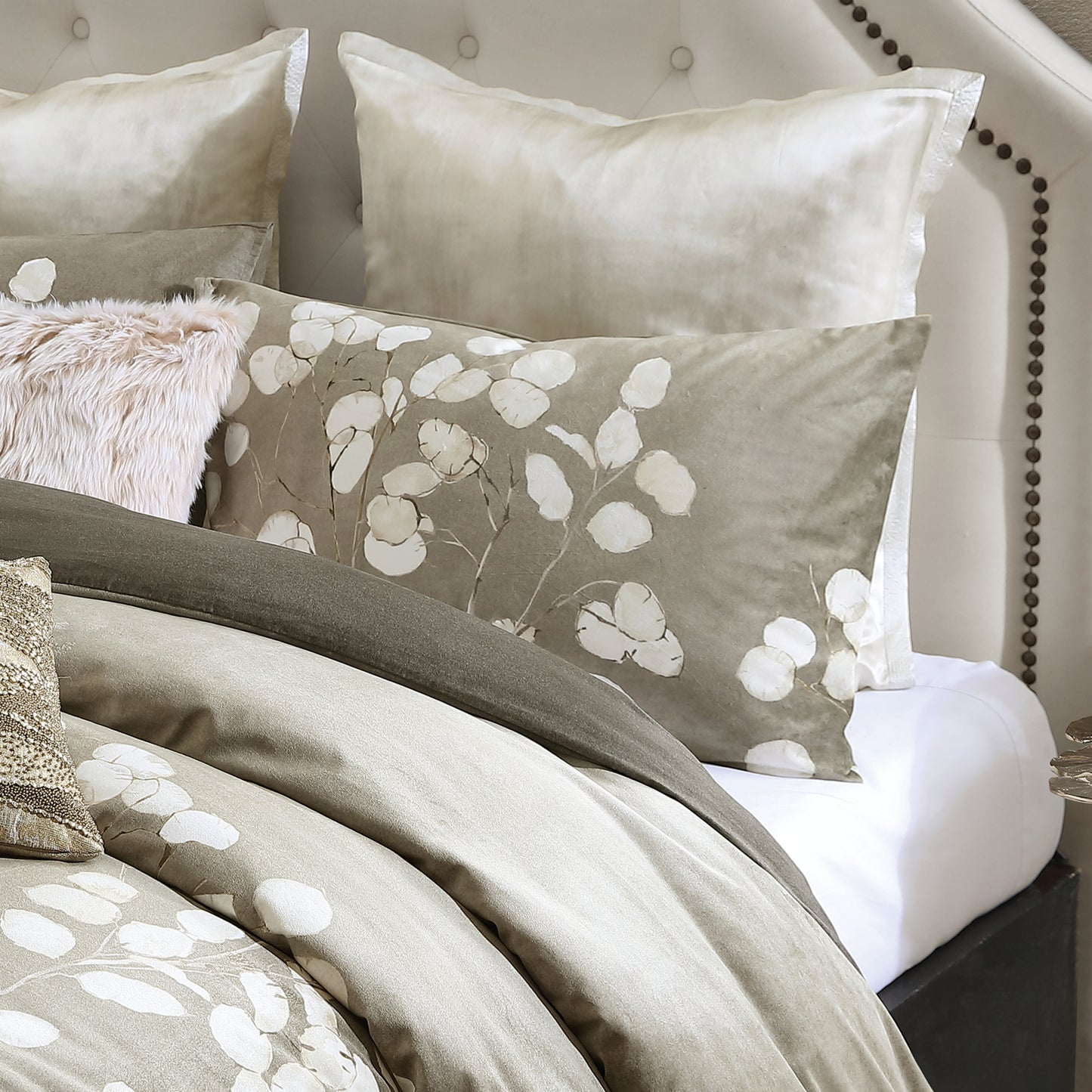 Michael Aram Lunaria Duvet Collection