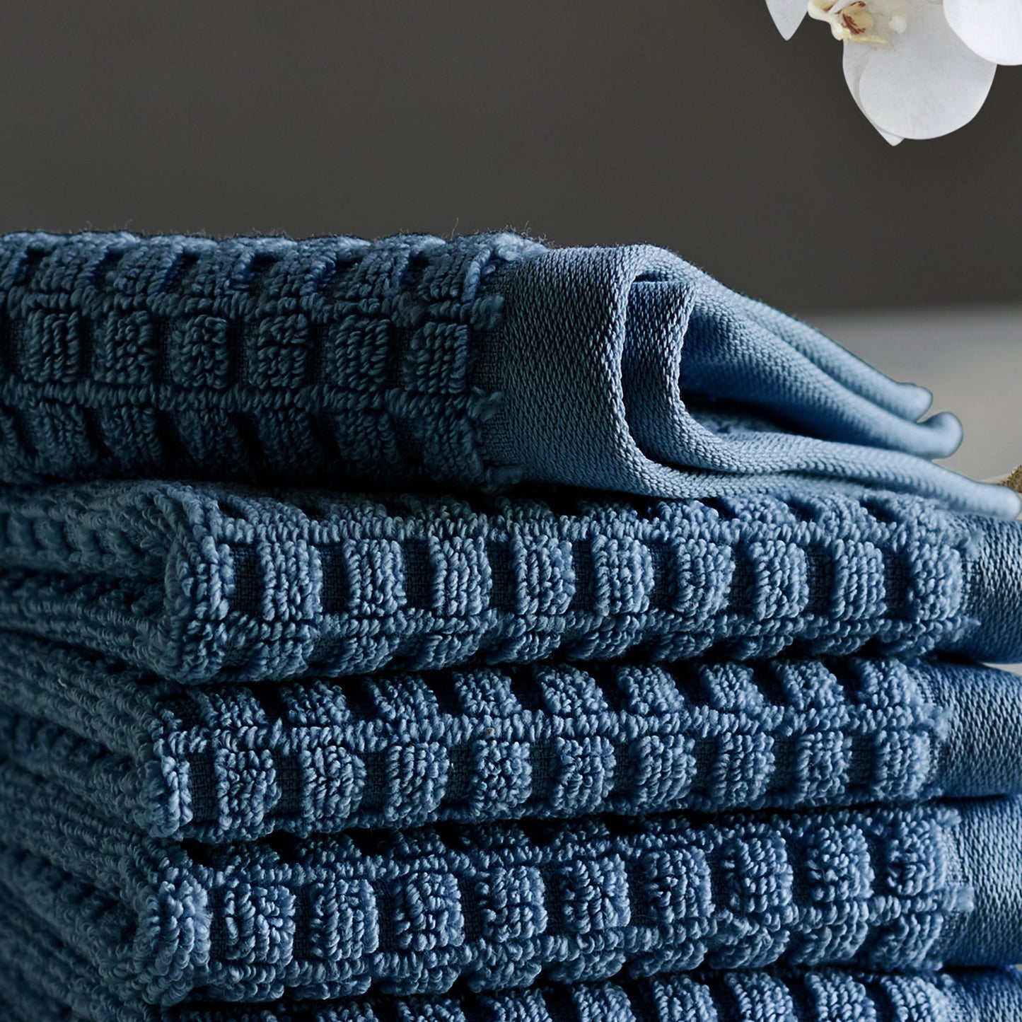 DKNY Quick Dry Towel Set