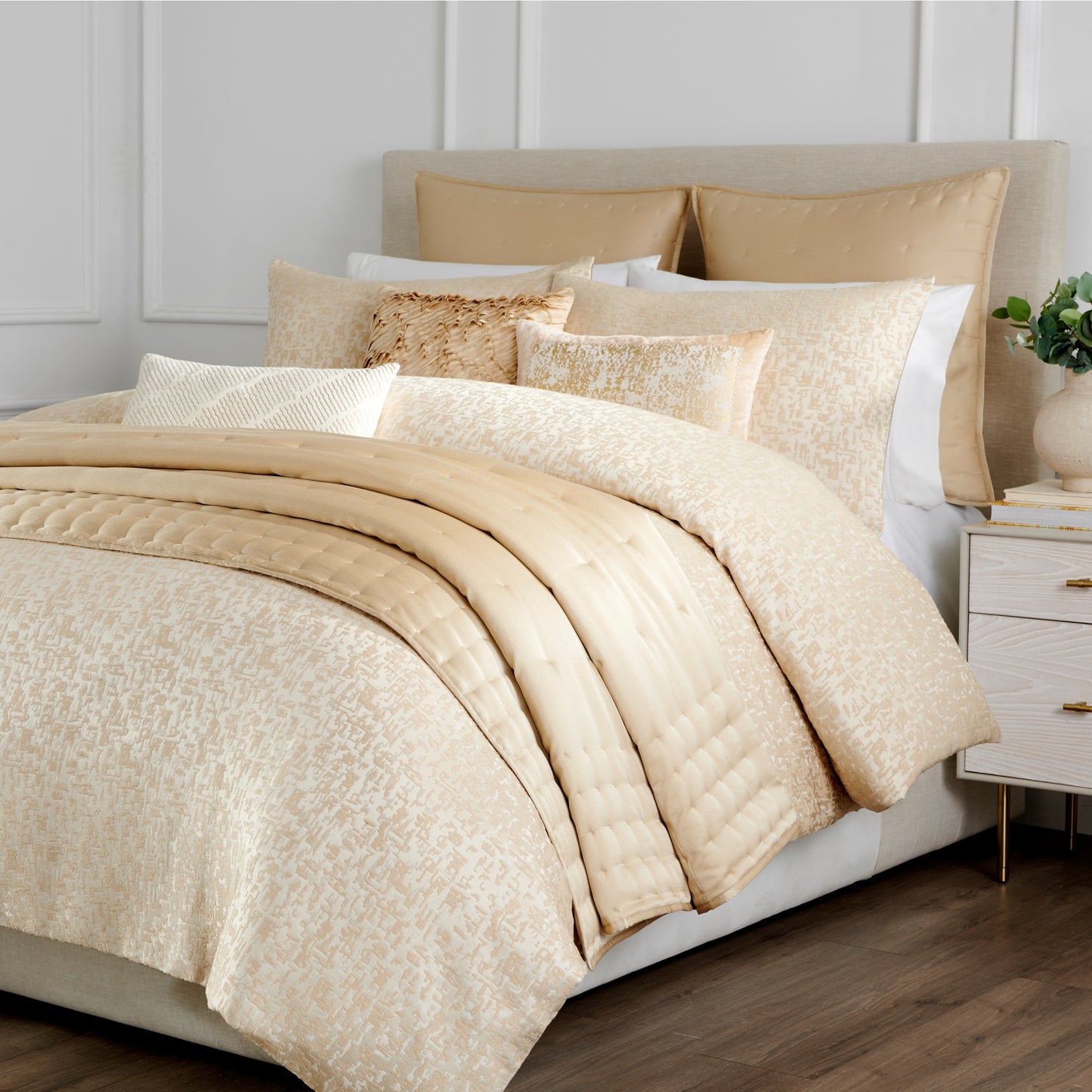Donna Karan Home Fragment Duvet Collection