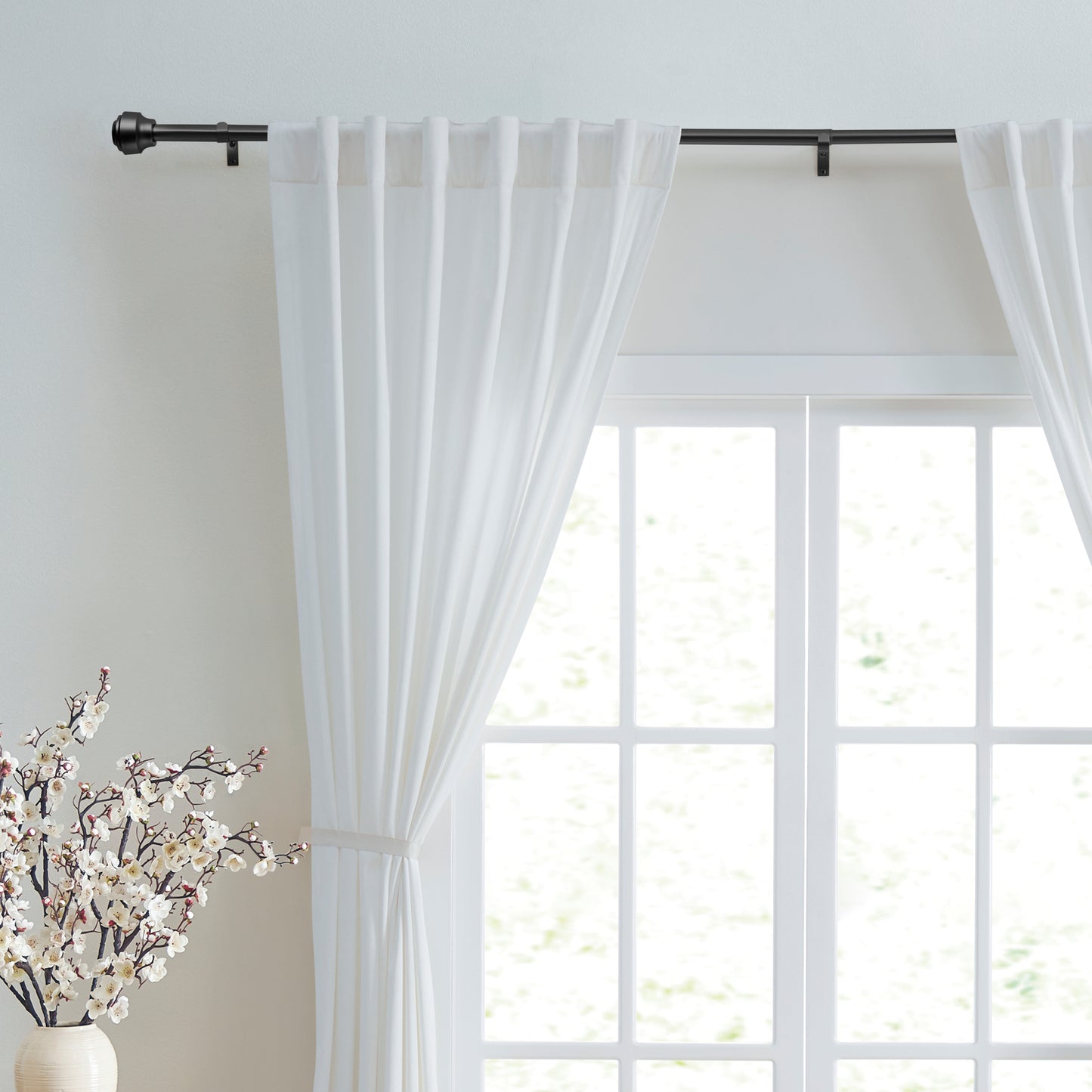 DKNY Cohen Curtain Rod Set