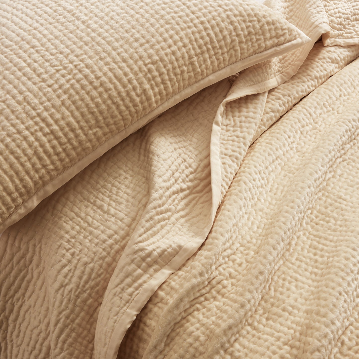 Donna Karan Home Velvet Quilt Collection