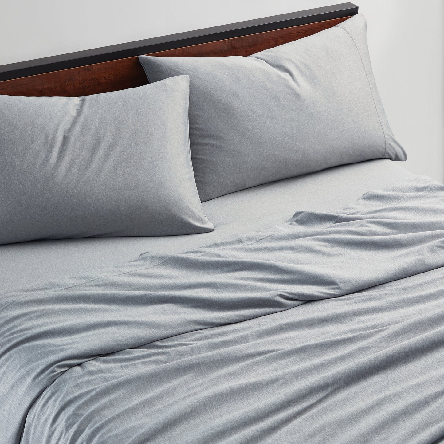 Brookstone Knit Sheet Set With Wicking Technology