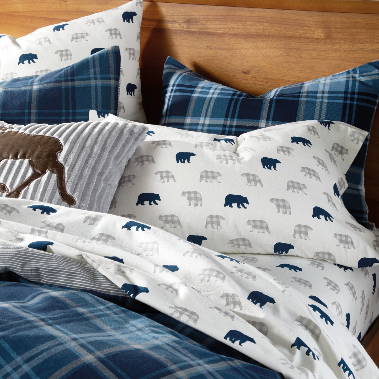 G.H. Bass Bear Plaid Sheet Set