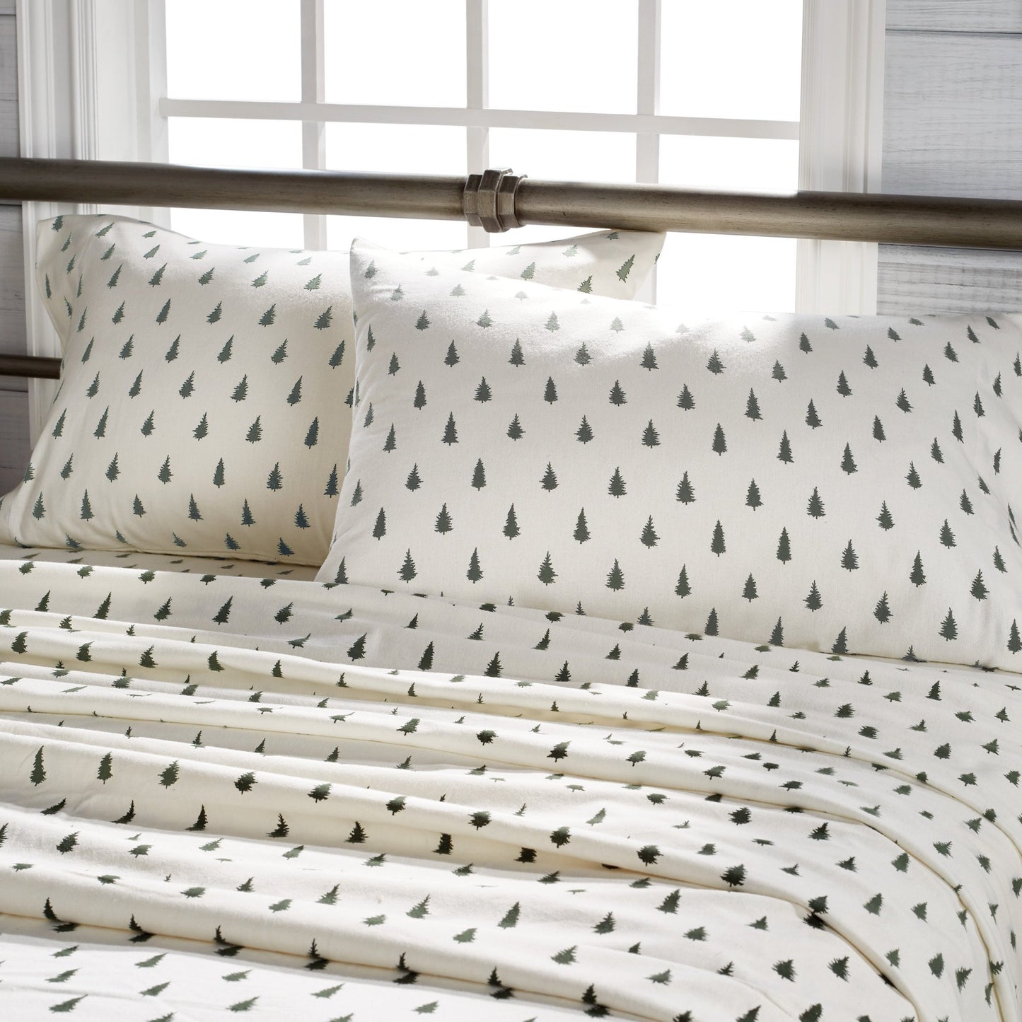 G.H. Bass Spruce Trees Sheet Set