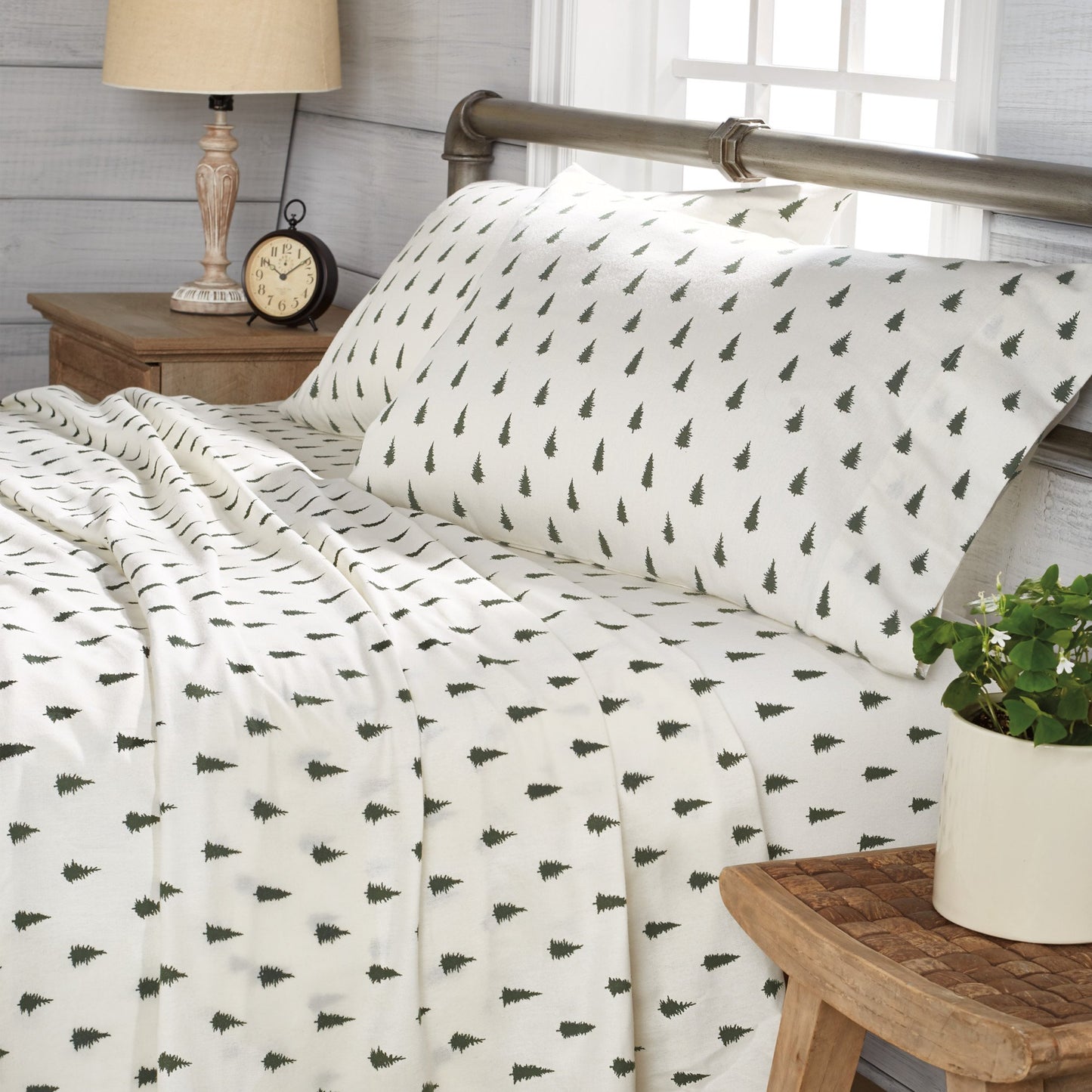 G.H. Bass Spruce Trees Sheet Set