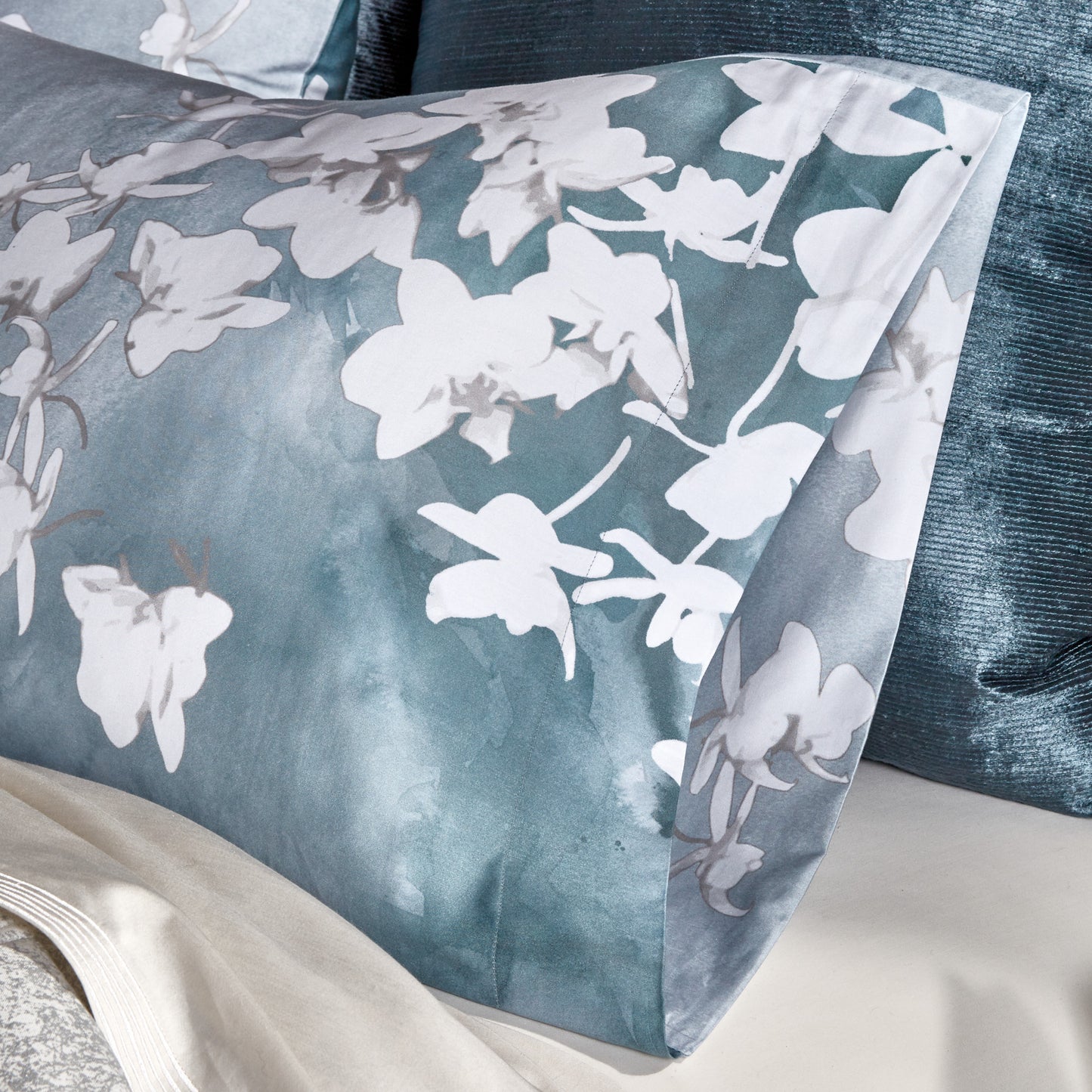 Michael Aram Orchid Sky Duvet Bedding Collection