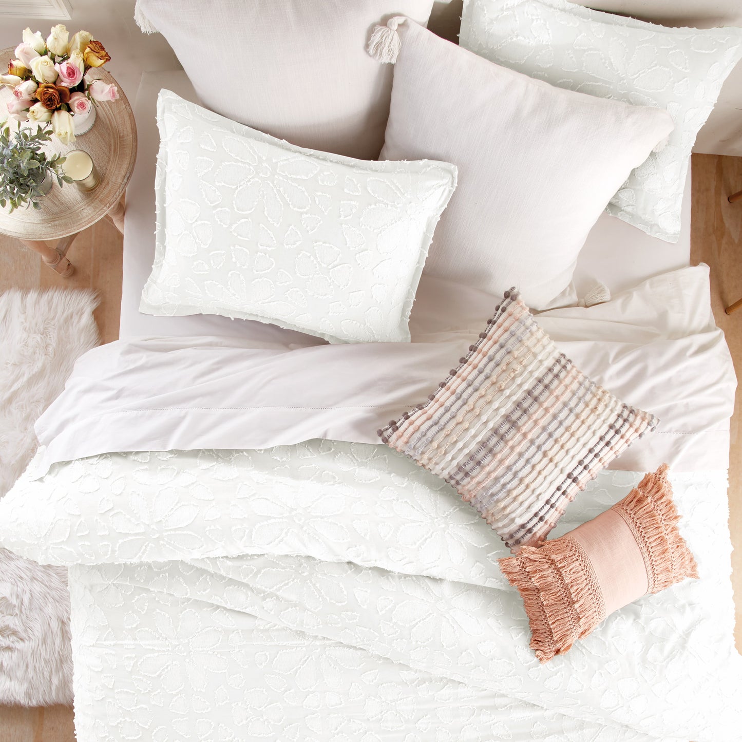 Peri Home Clipped Floral Comforter Set White
