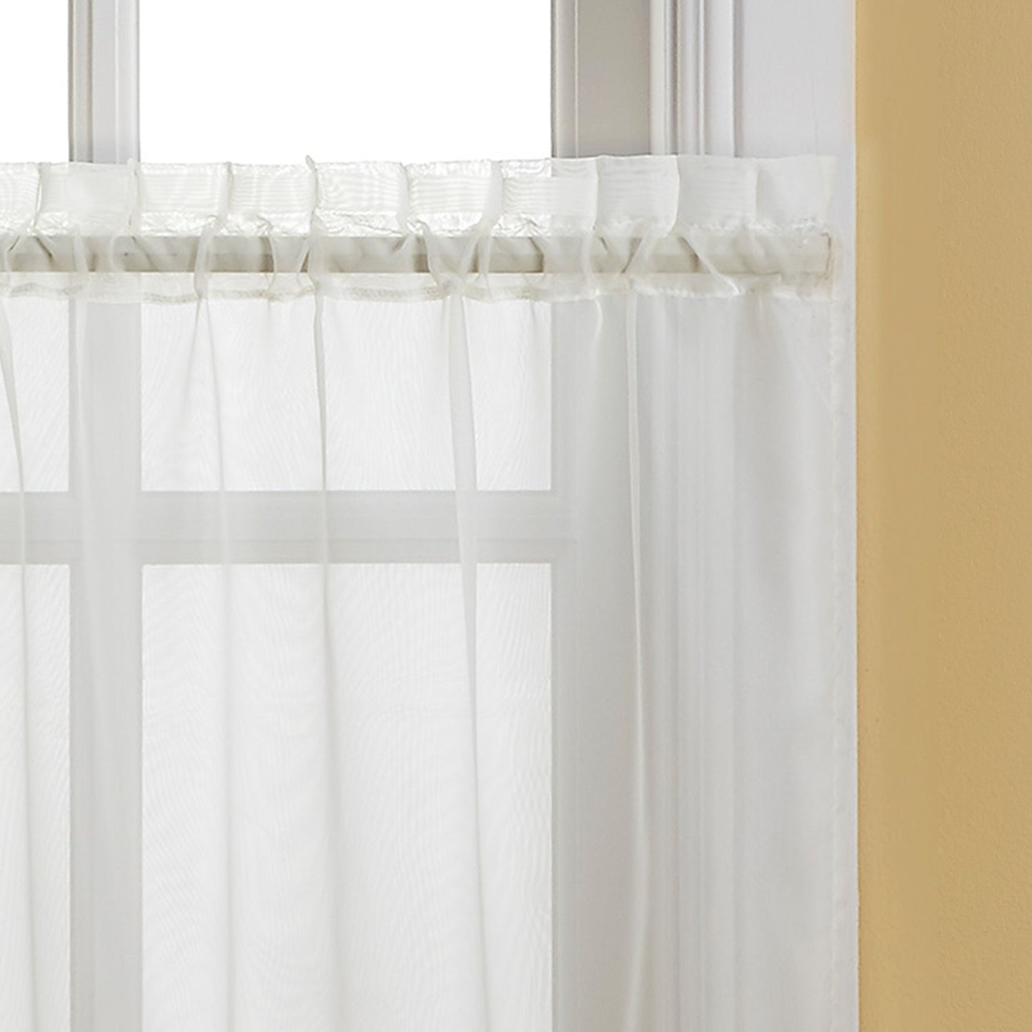 Curtainworks Apple Orchard Tier & Valance