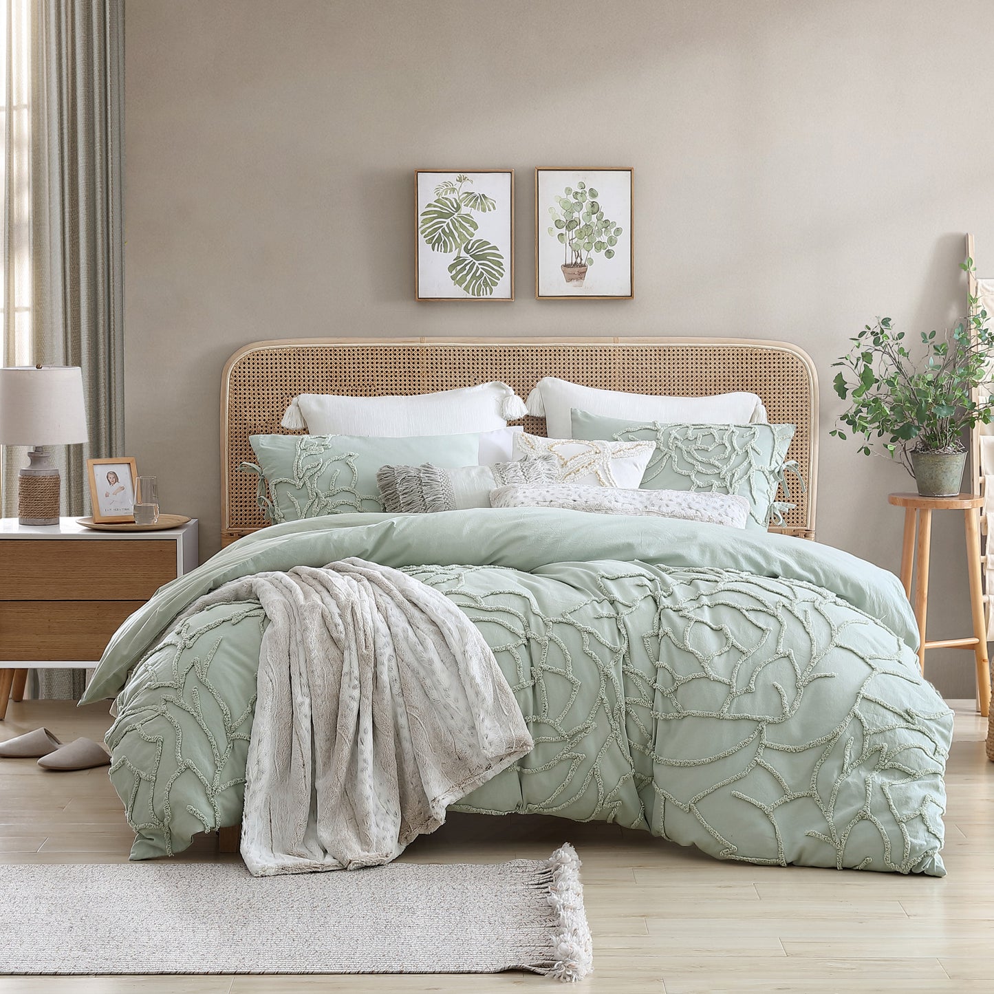 Peri Home Chenille Rose Comforter Set