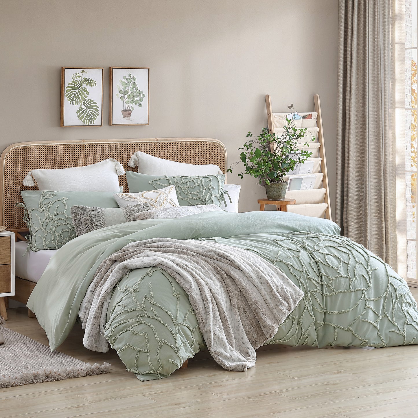 Peri Home Chenille Rose Comforter Set