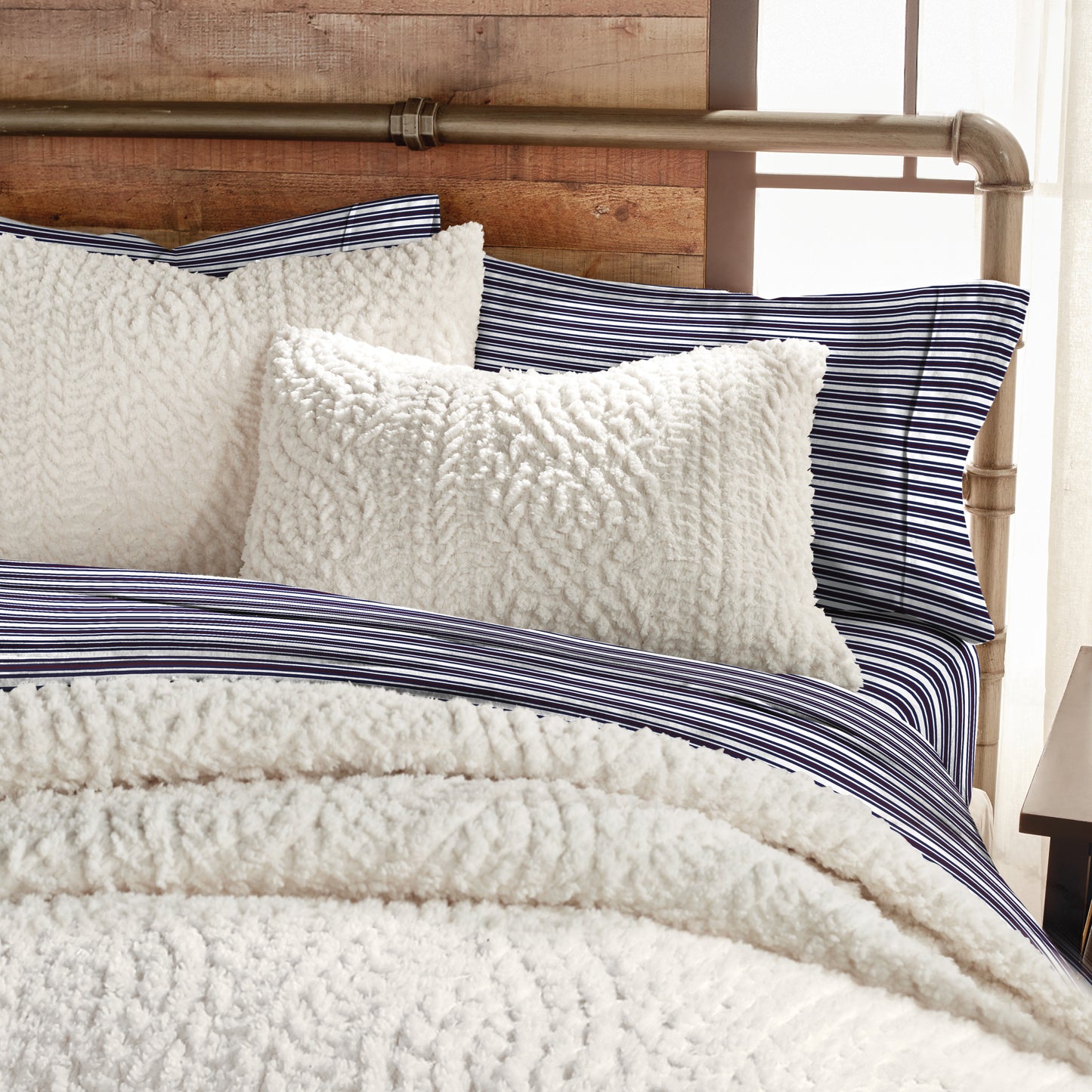 G.H. Bass & Co. Cable Knit Sherpa Bedding Comforter Set