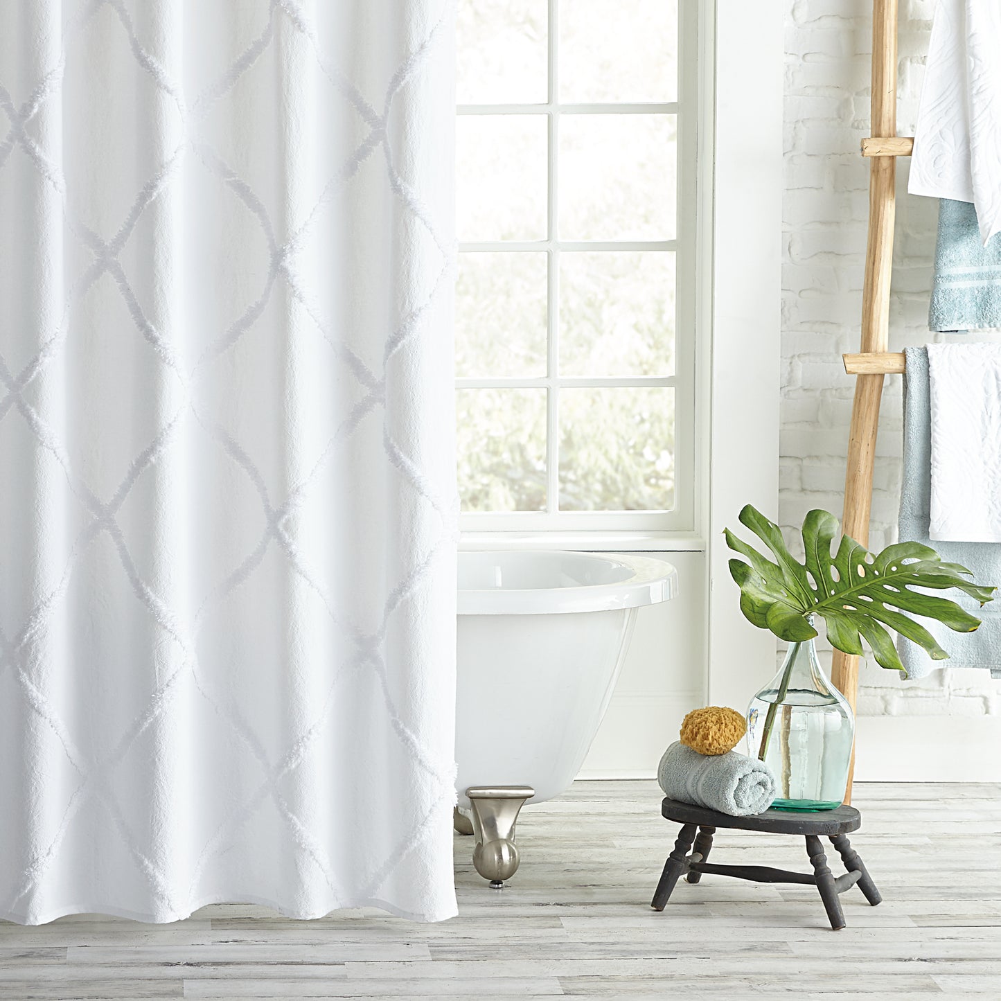 Peri Home Chenille Lattice Shower Curtain white