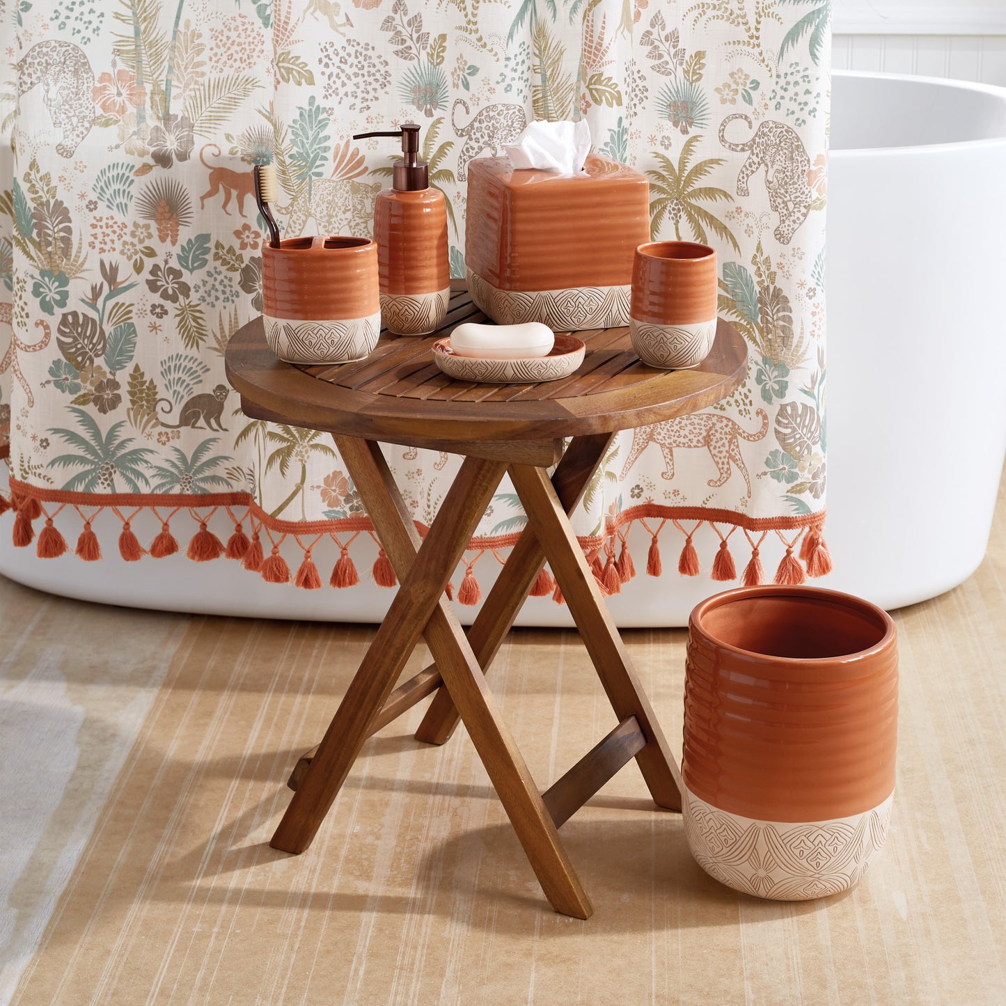 Destinations Pineapple Palm Bath Accessories