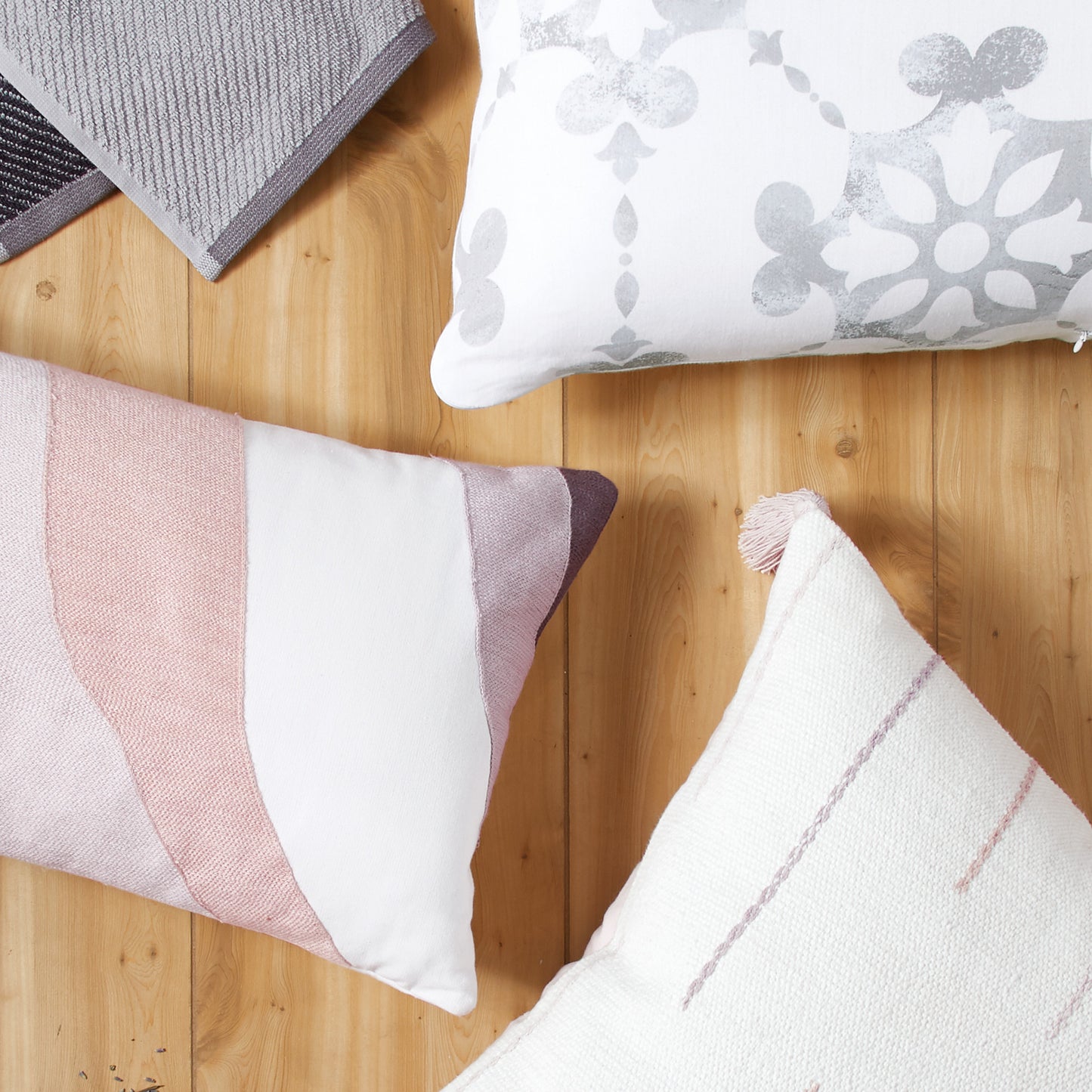 Wellbe Tranquil Bolster Pillow