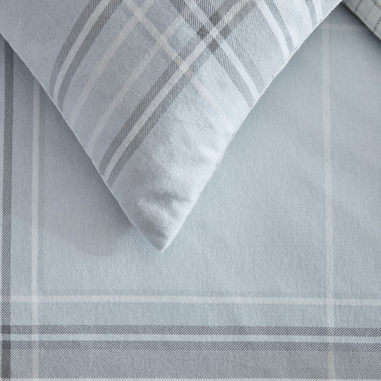 G.H. Bass & Co. Westport Plaid Comforter Set