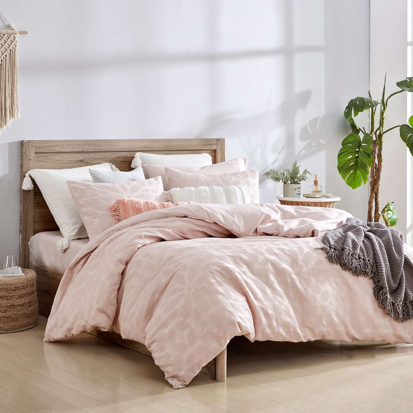 Loft Style Waffle Medallion Bed in a Bag