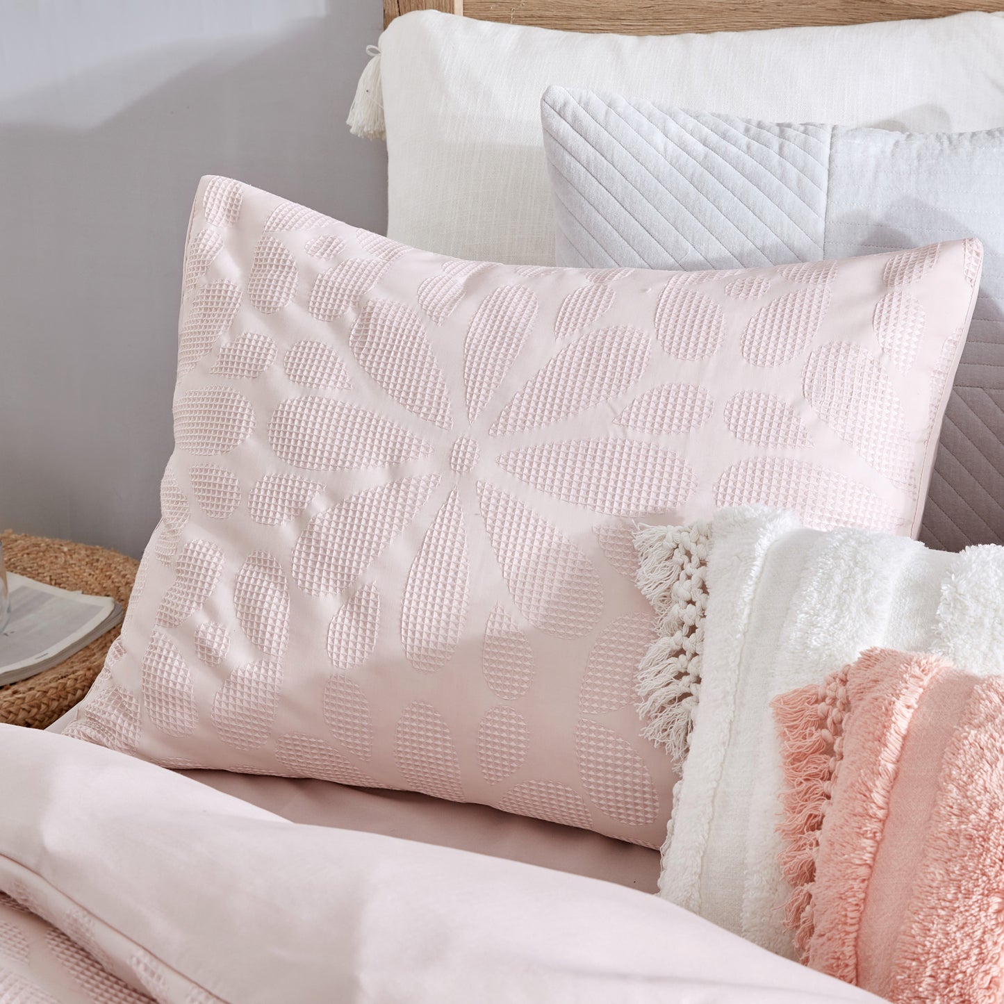 Loft Style Waffle Medallion Bed in a Bag