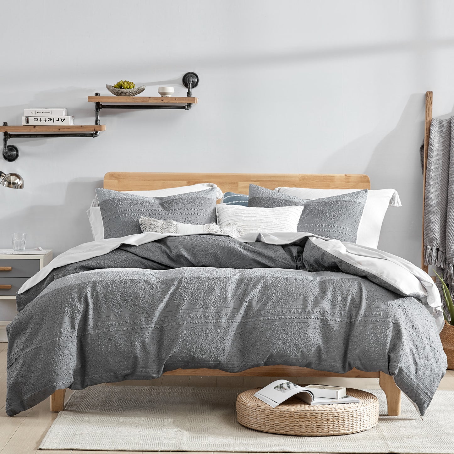 Loft Style Colorblock Medallion Bed in a Bag