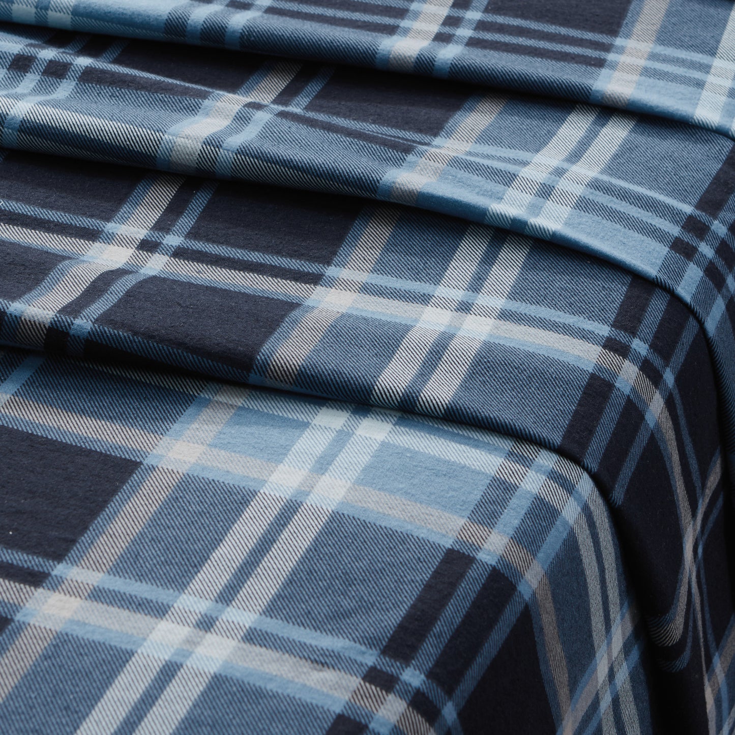 G.H. Bass & Co. Heartland Plaid Sheet Set