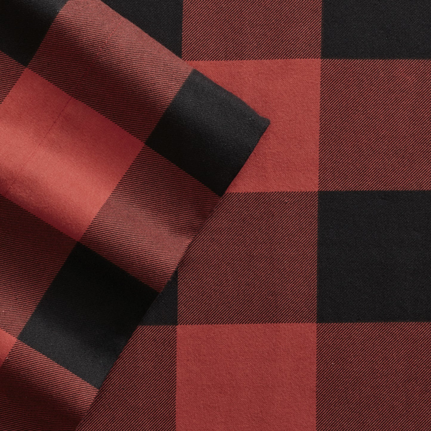 G.H. Bass & Co. Buffalo Check Sheet Set