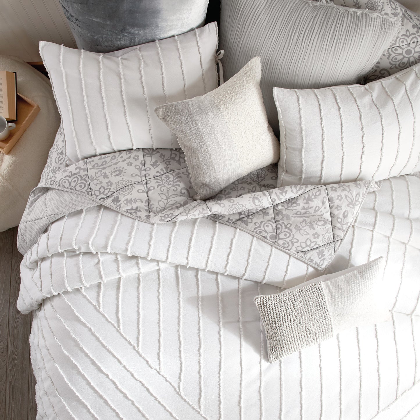 Peri Home Linear Loop Duvet Set