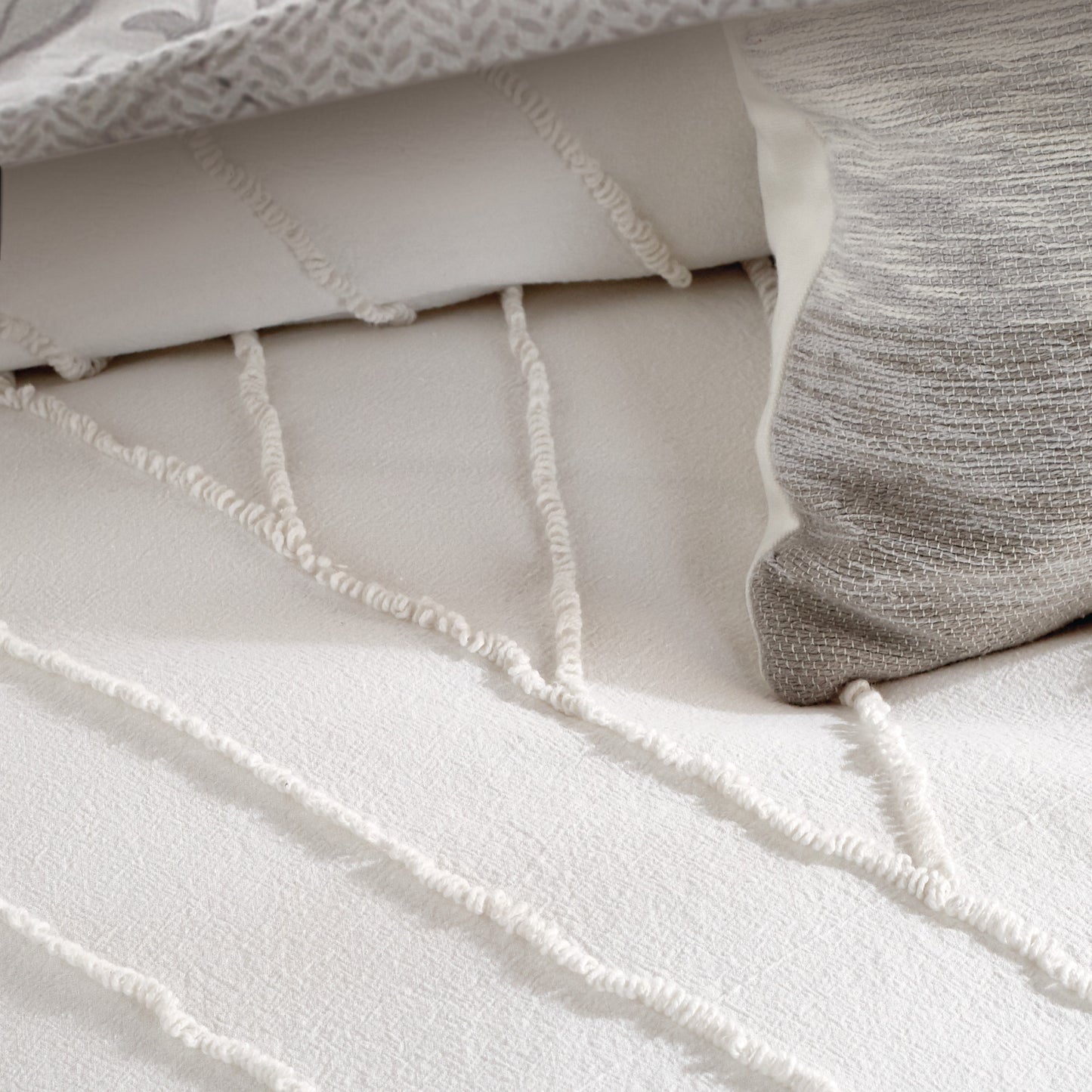 Peri Home Linear Loop Duvet Set