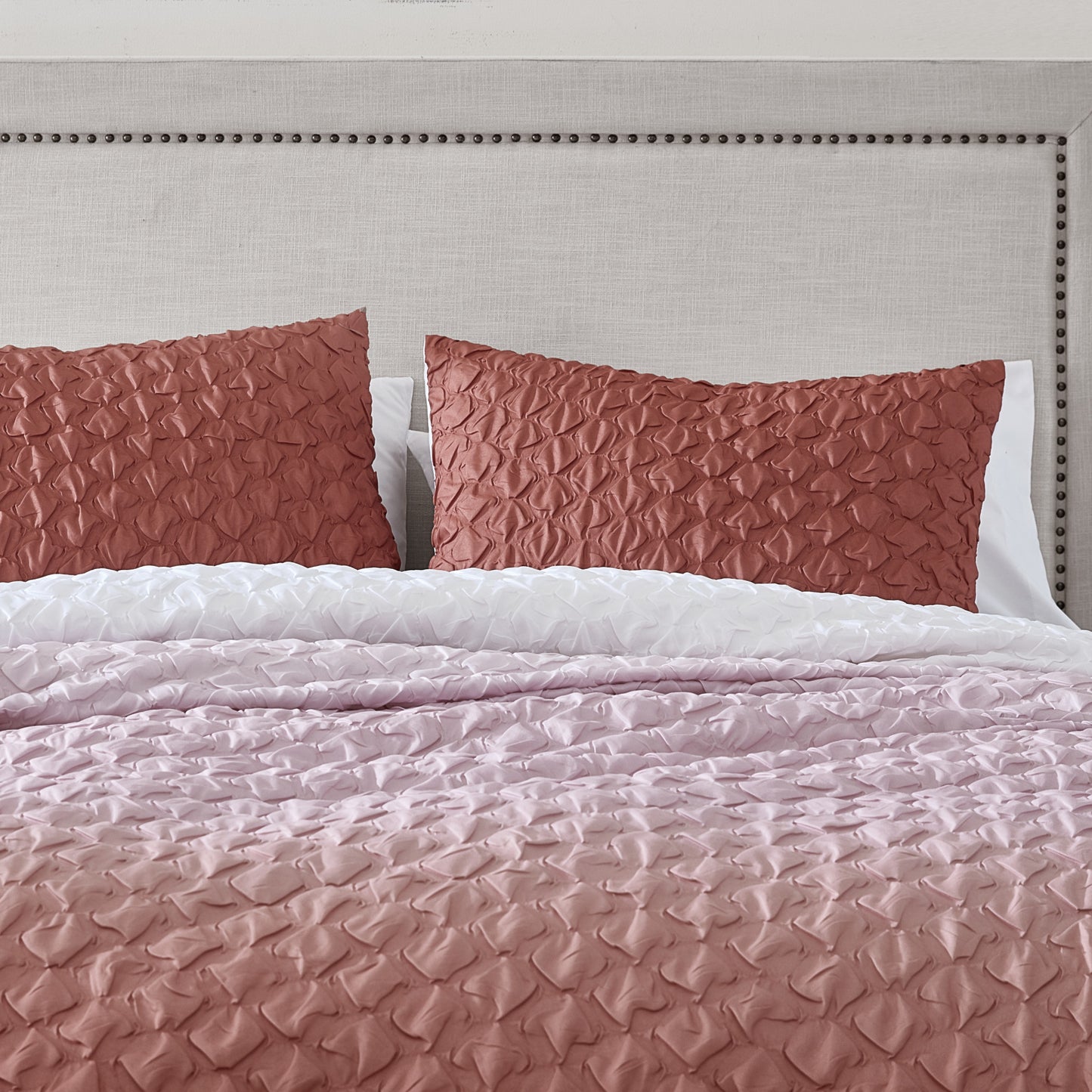 Microsculpt Ombre Honeycomb Comforter Set