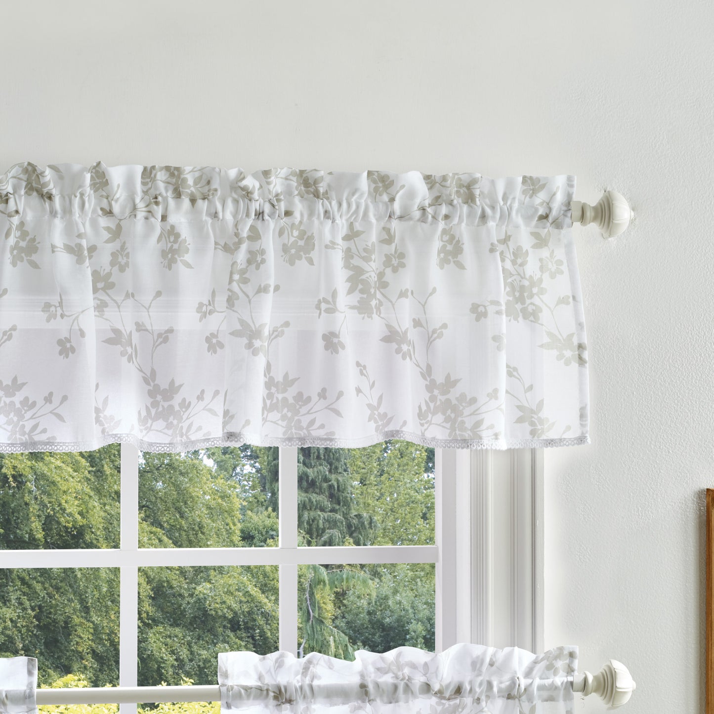 Martha Stewart Bellefield Floral Valance & Tiers Linen