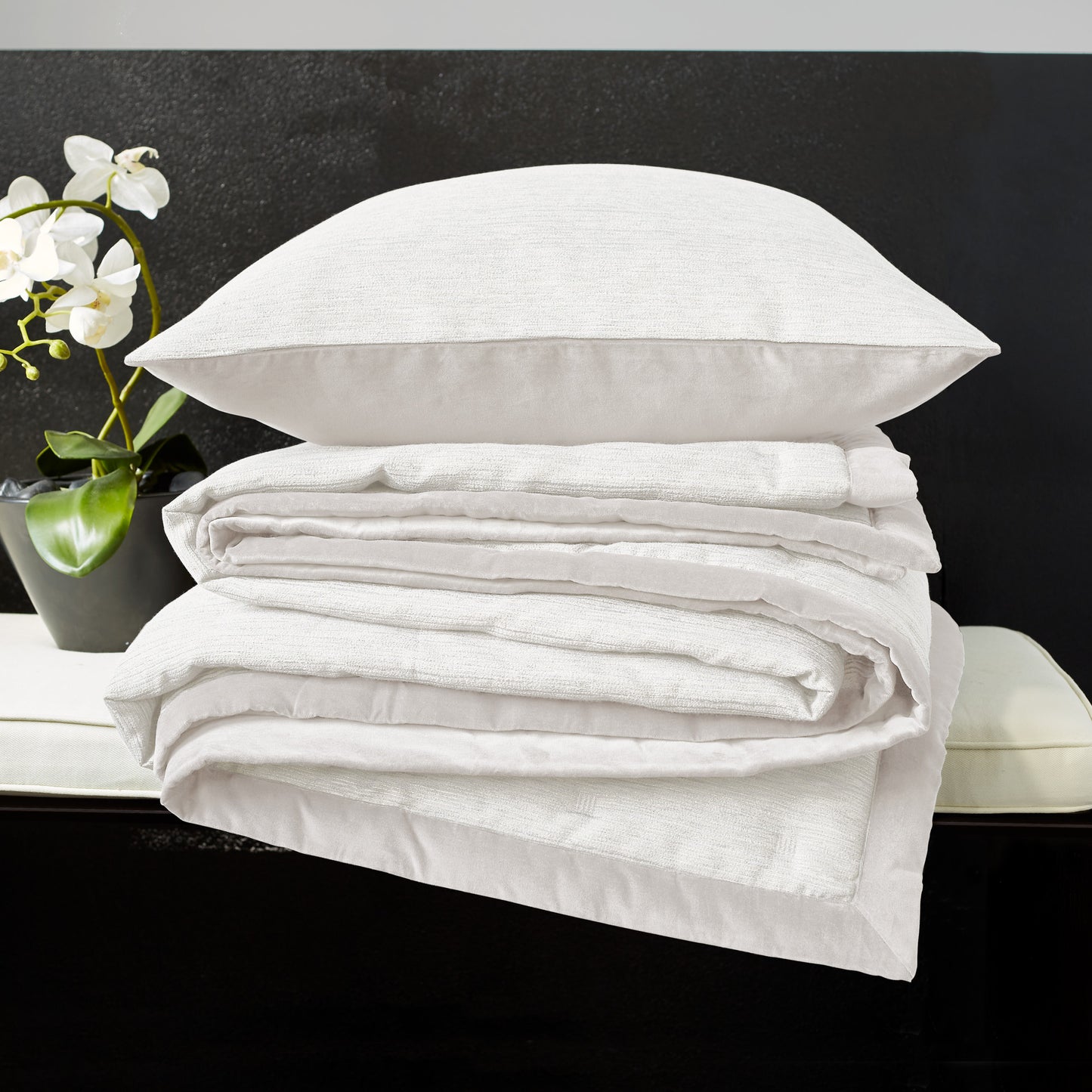 Donna Karan Radiance Quilt Collection Ivory