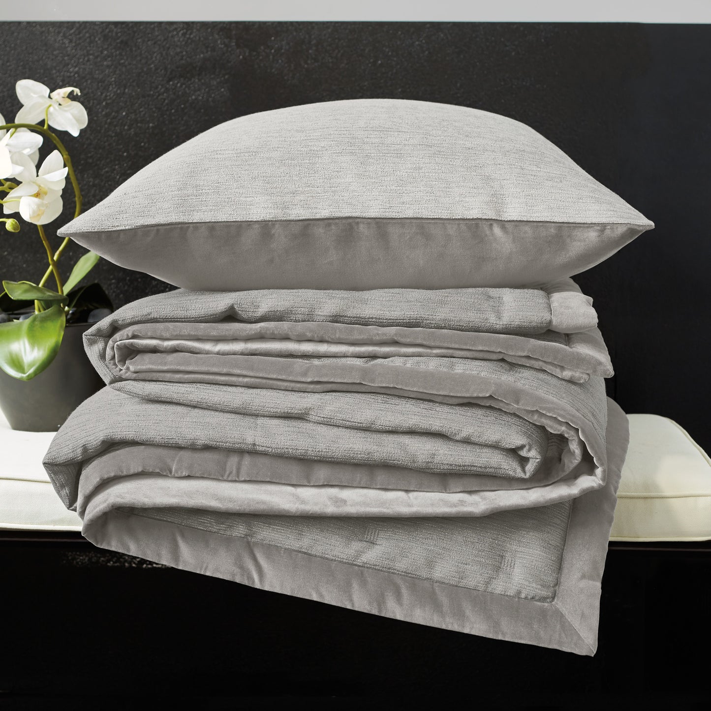 Donna Karan Radiance Quilt Collection Grey