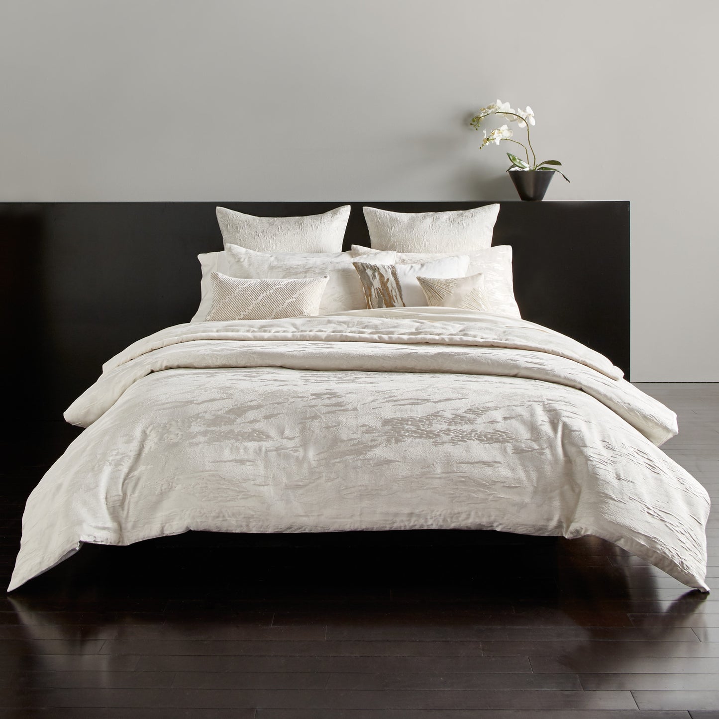 Donna Karan Seduction Duvet Bedding Collection