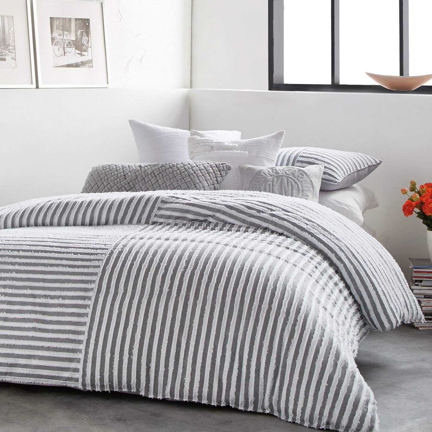 DKNY Clipped 2 Comforter Set