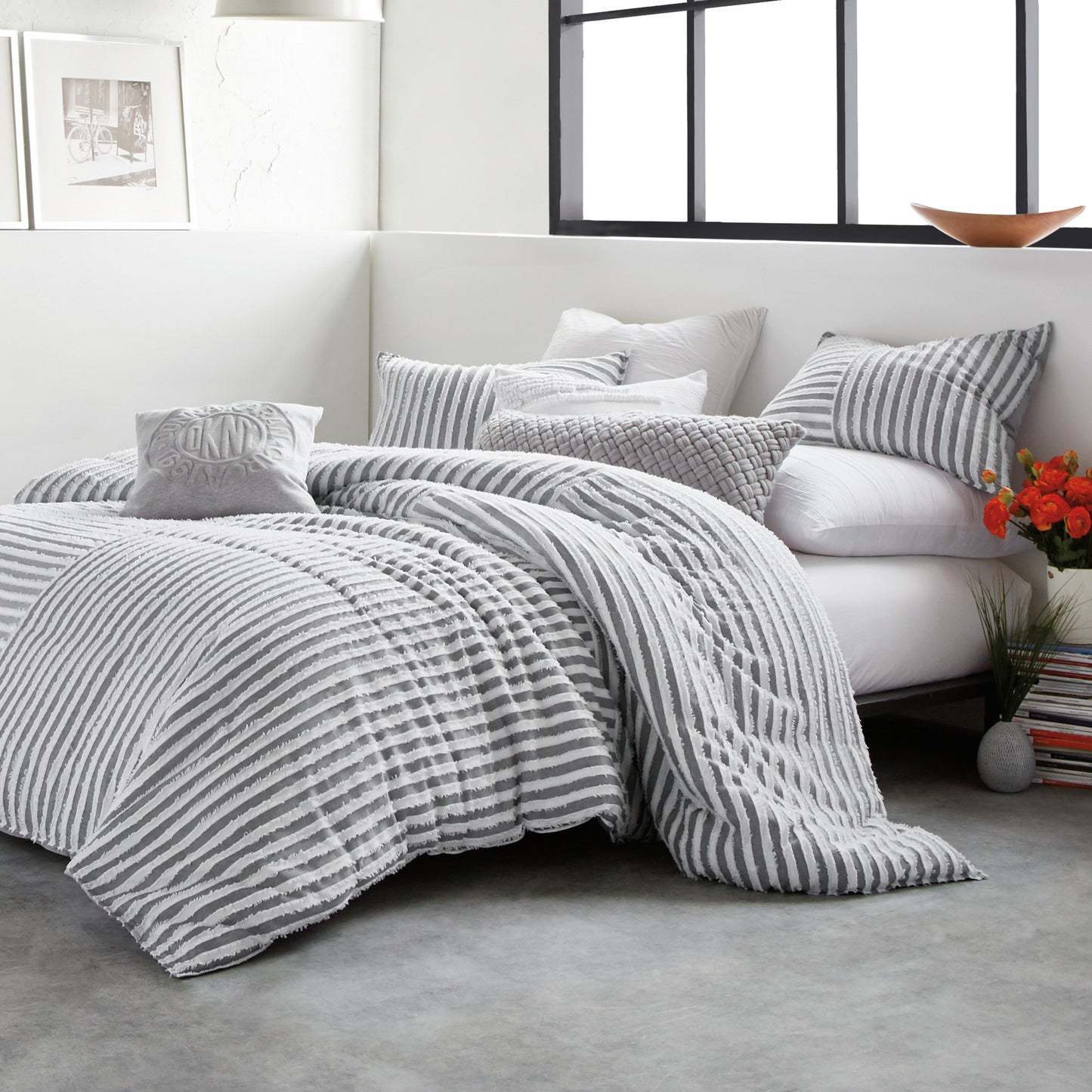 DKNY Clipped 2 Comforter Set