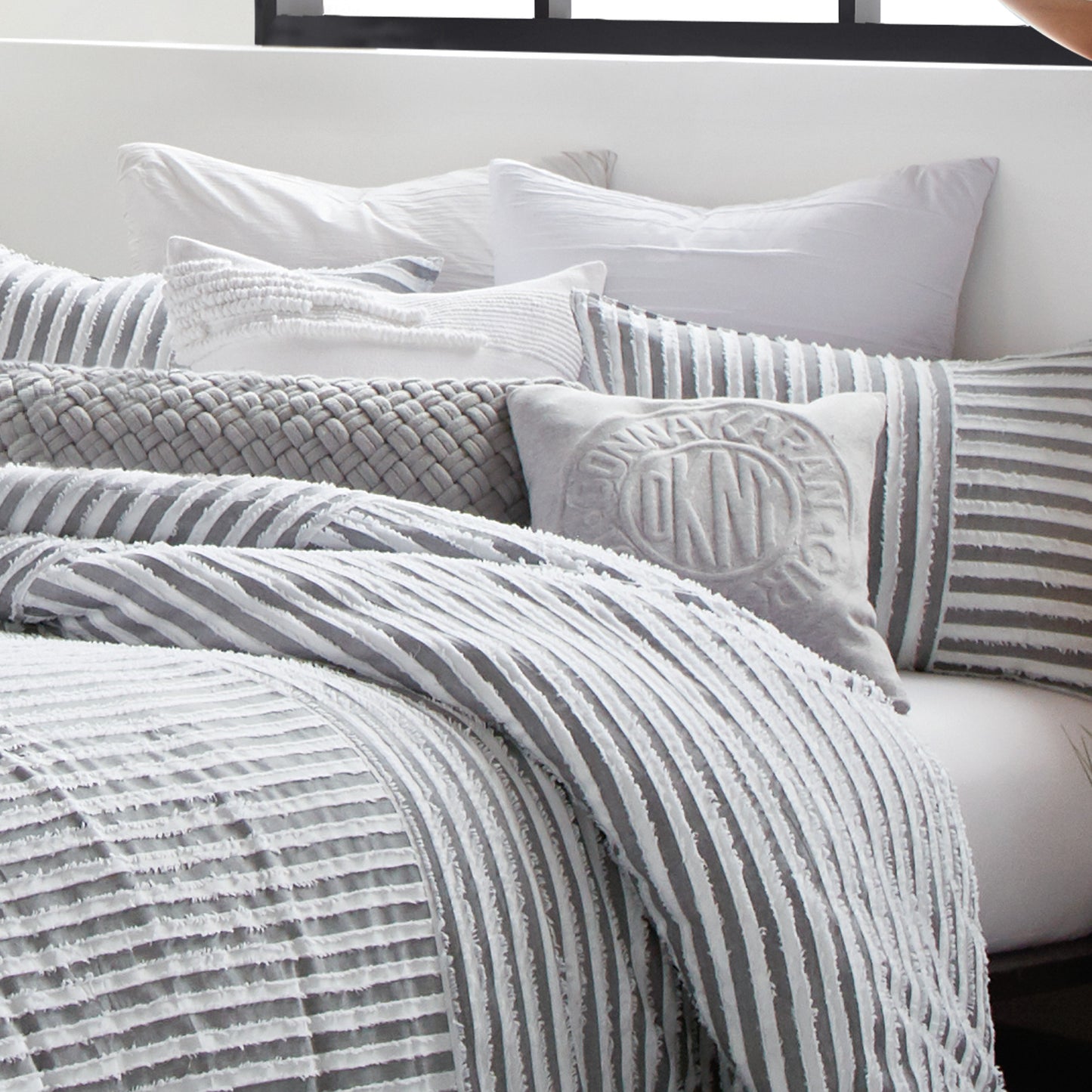 DKNY Clipped 2 Comforter Set