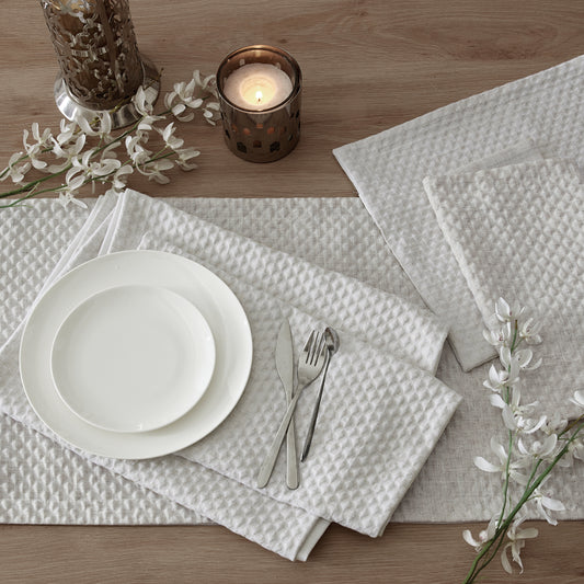 DKNY Diamond Metallic Table Runner