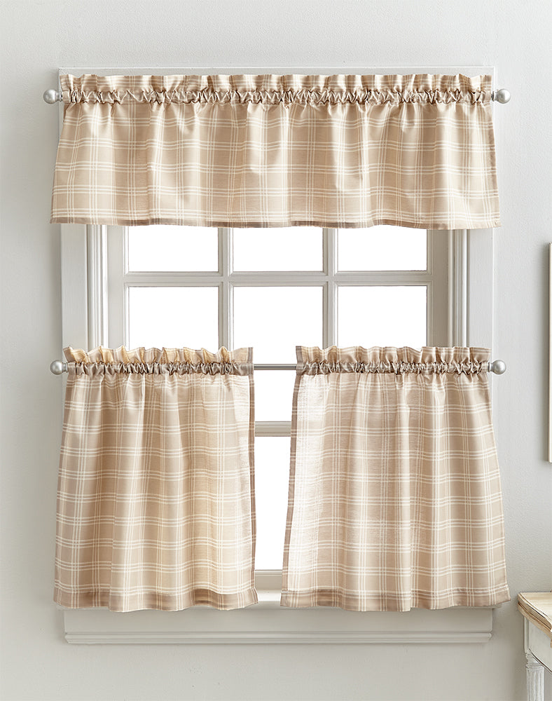 Curtainworks Lodge Plaid Valance & Tiers Set Linen