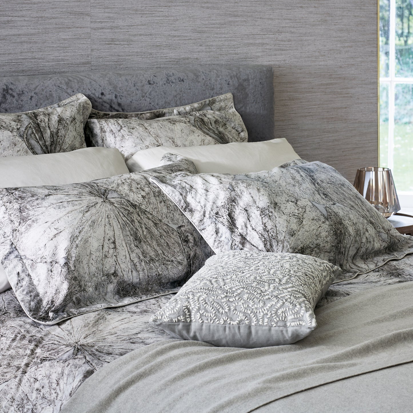 Zoffany Taisho Duvet Collection