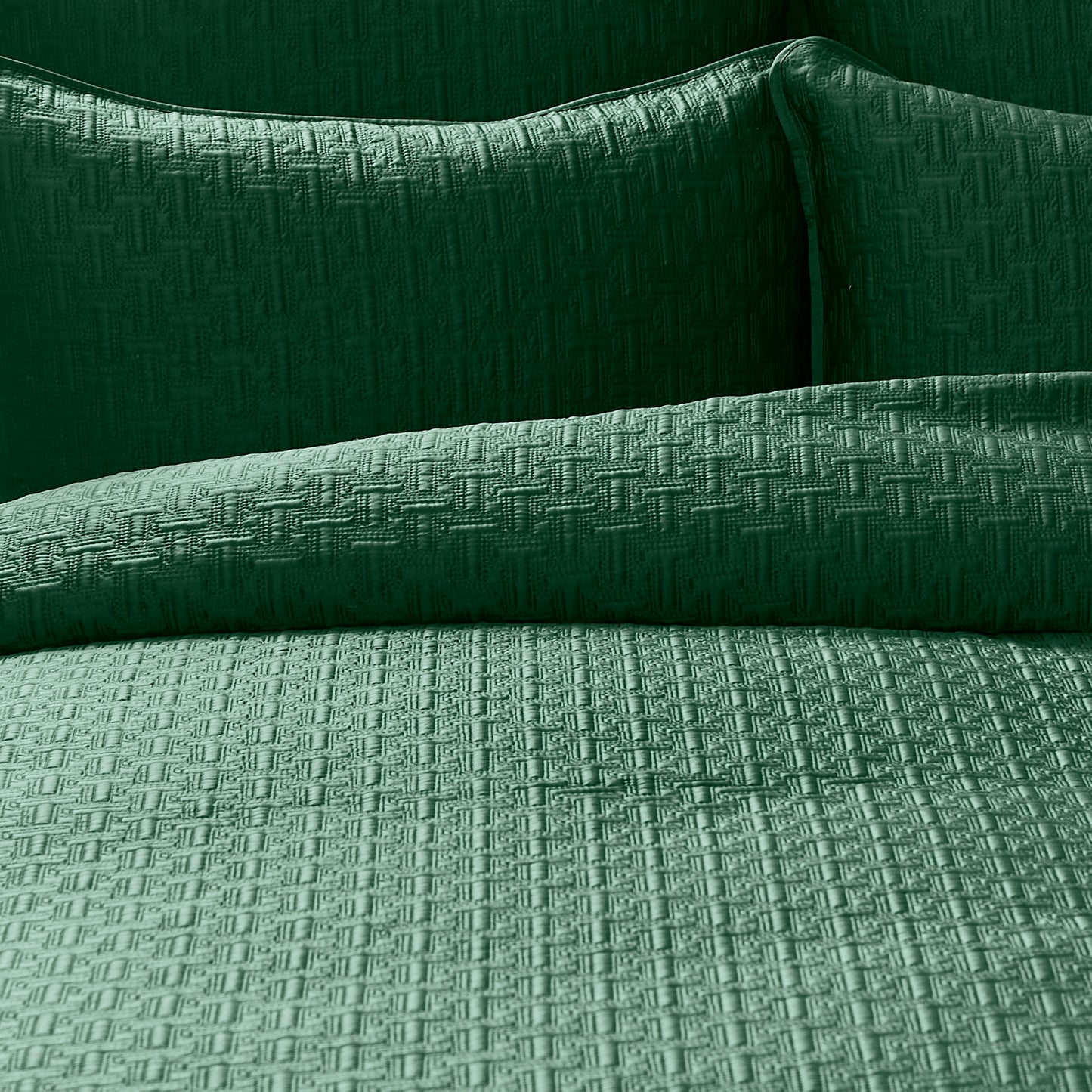 Ted Baker 'T' Quilt