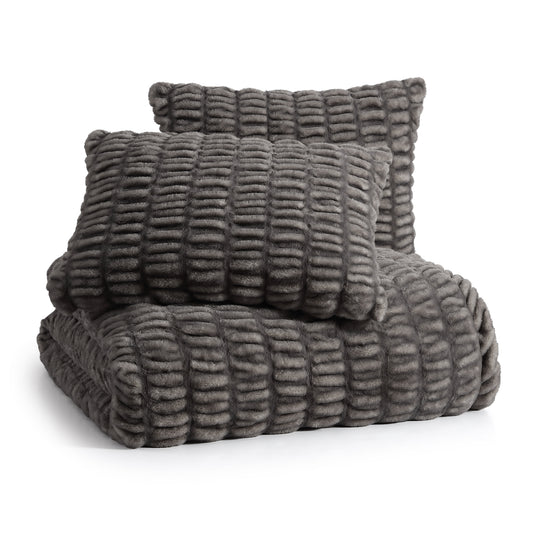 KARL LAGERFELD PARIS Ruched Faux Fur Duvet Set