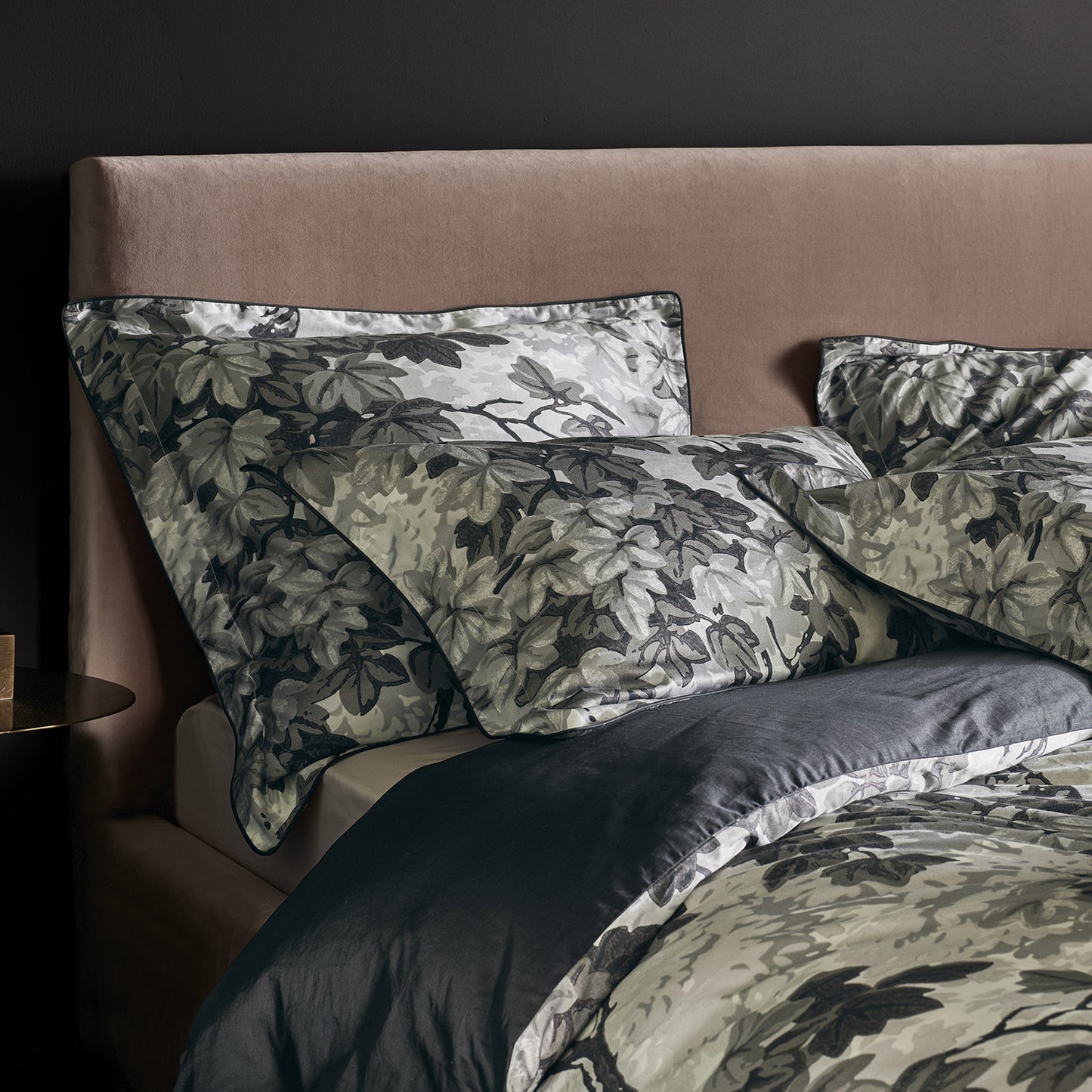 Zoffany Richmond Park Duvet Collection