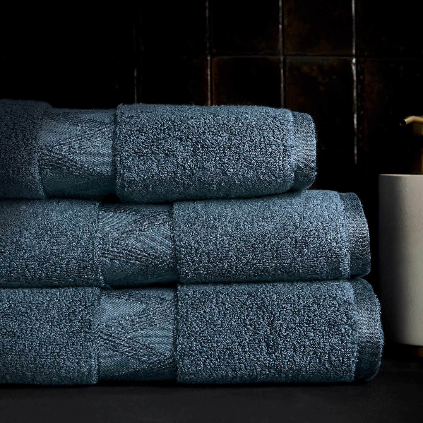 Zoffany Kanoko Plain Dye Towel