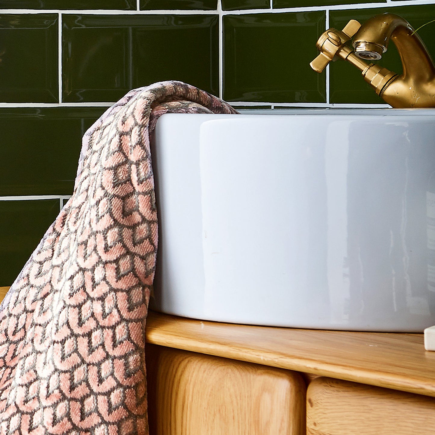 Ted Baker Wave Geo Towels